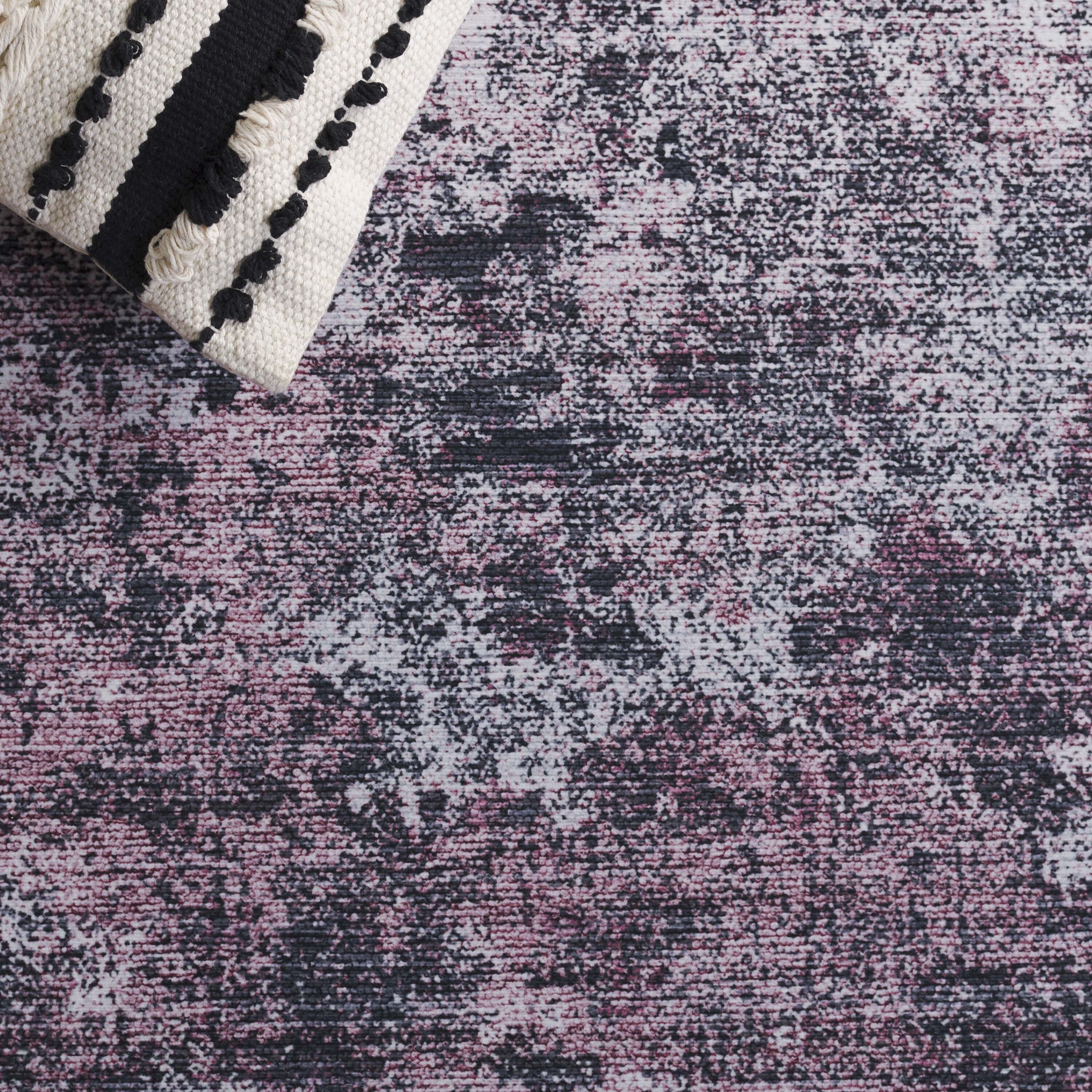 Safavieh Tacoma 8 x 10 (ft) Loomed Polyester Plum/Black Rectangular ...