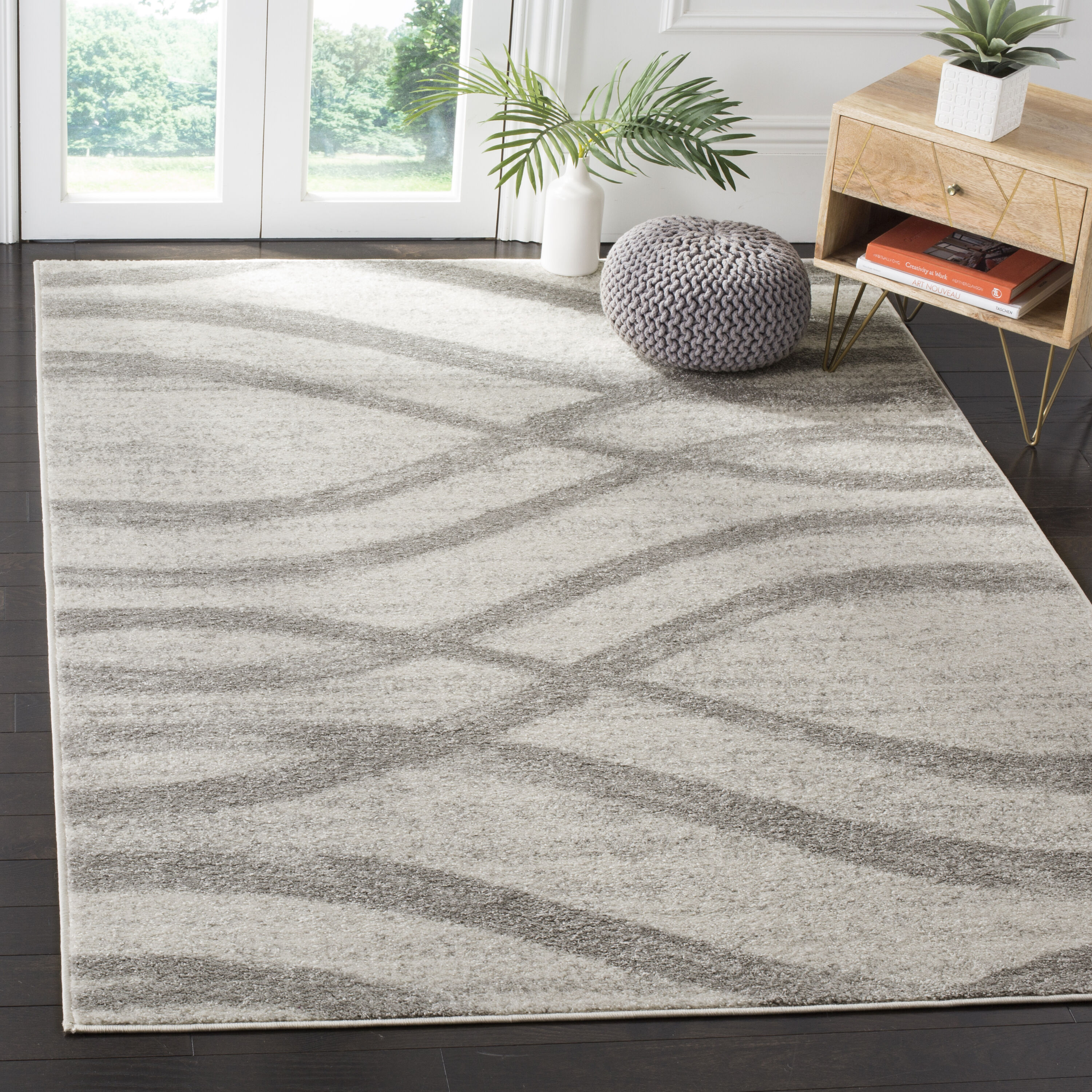 Safavieh 8 x 8 Cream/Gray Square Indoor Abstract Lodge Area Rug in the ...