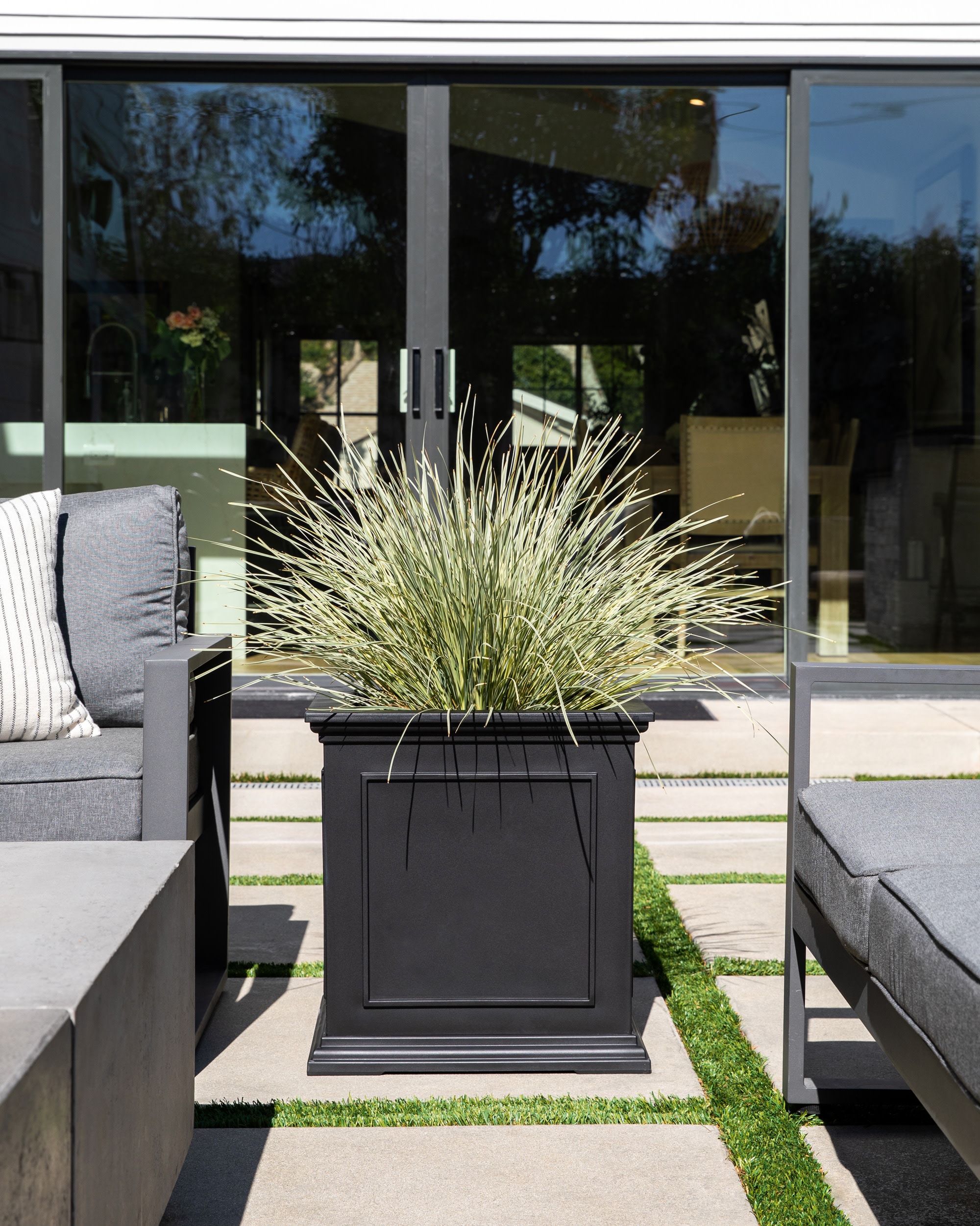 Veradek BXVCB20B Planter-Window-Box - View #5