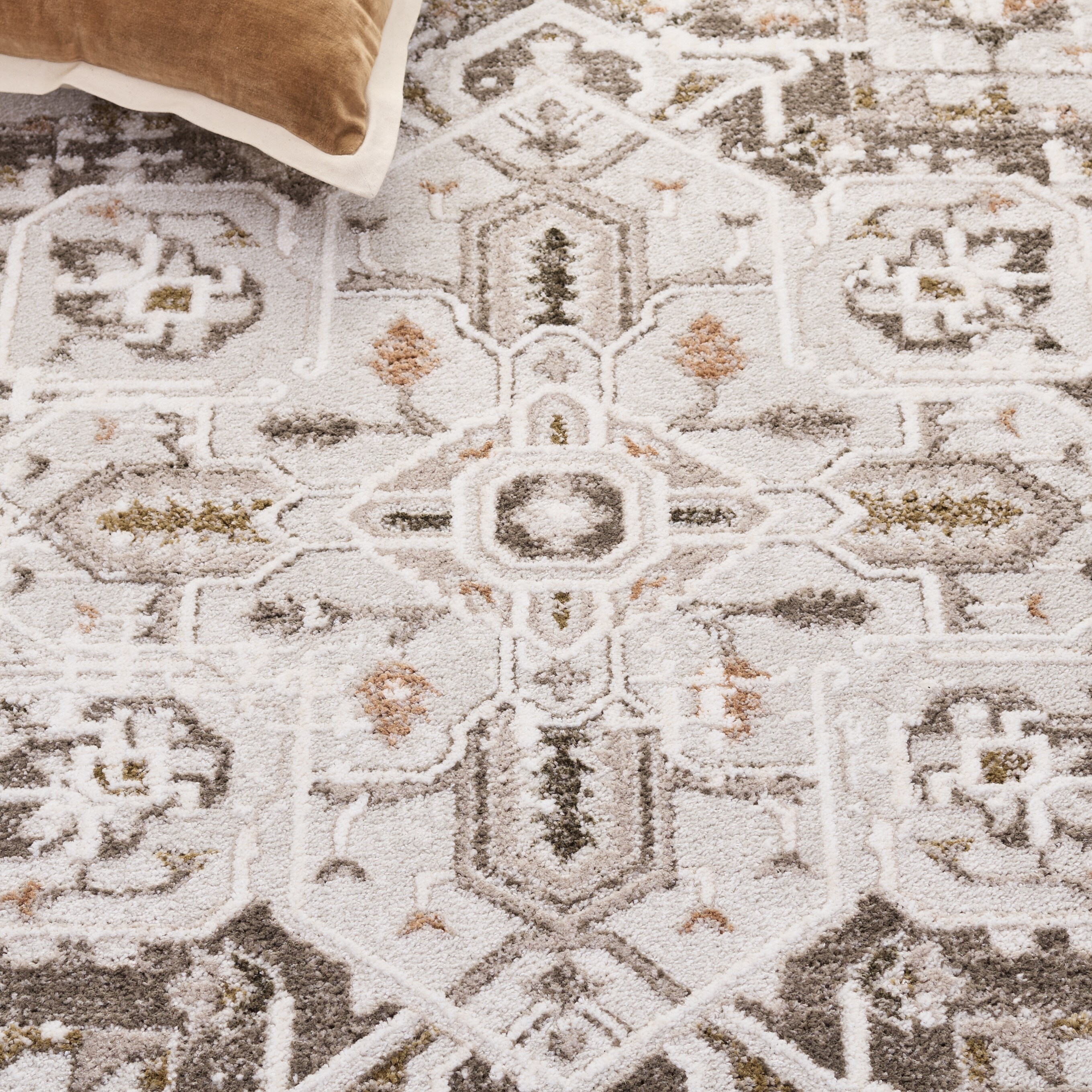 Safavieh LEO514A-4 rugs - View #4