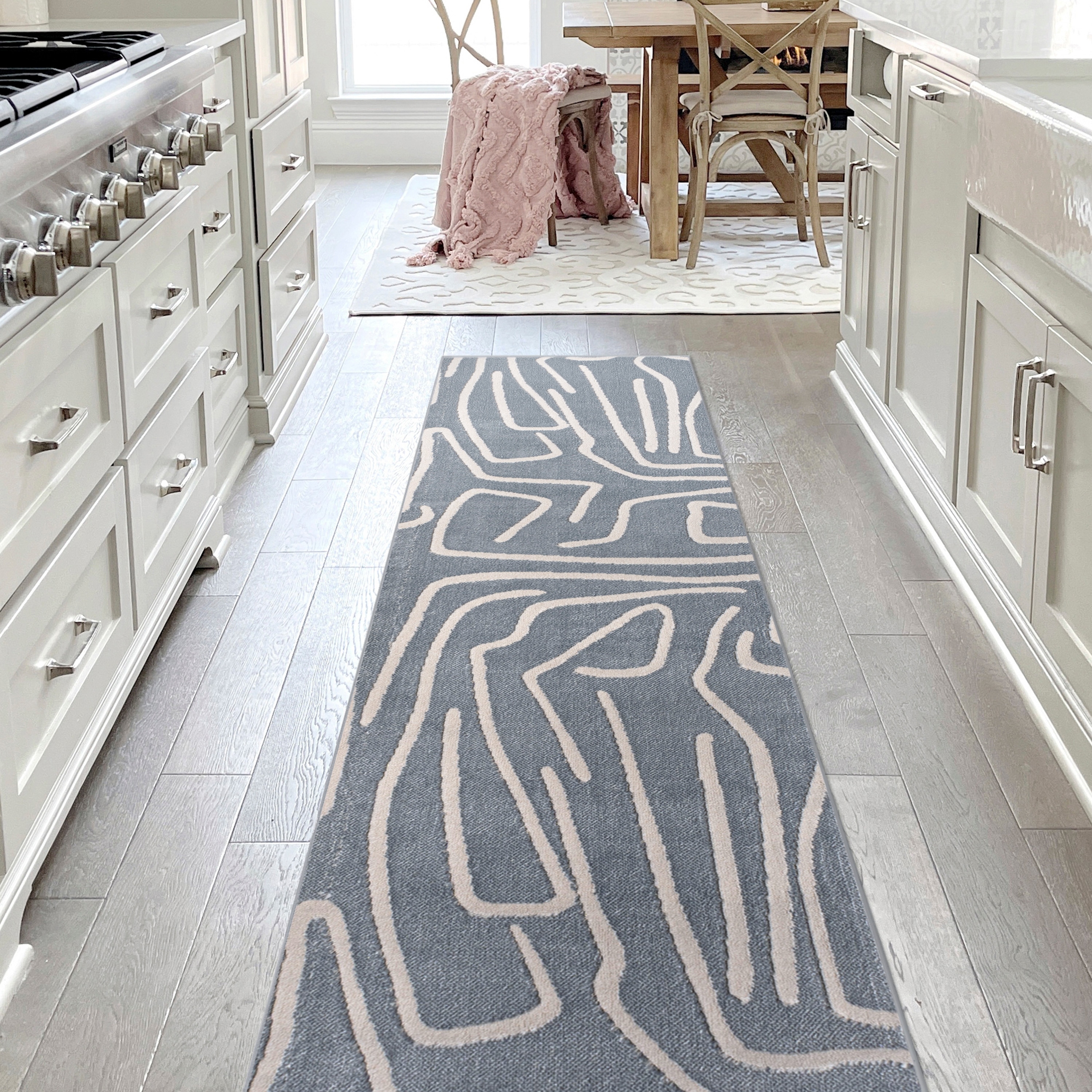 JONATHAN  Y SND102D-28 SANDSTONE Alcina Graphic Lines 2 x 8 (ft) Loomed Polyester Blue/White Rectangular Indoor/Outdoor Abstract Mid-Century Modern Runner rug