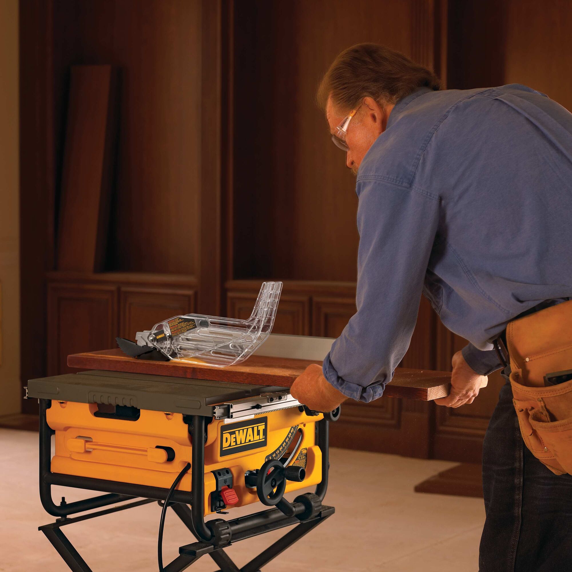 DEWALT 10-in Benchtop Table Saw with Folding Stand in the Saws department Lowes.com
