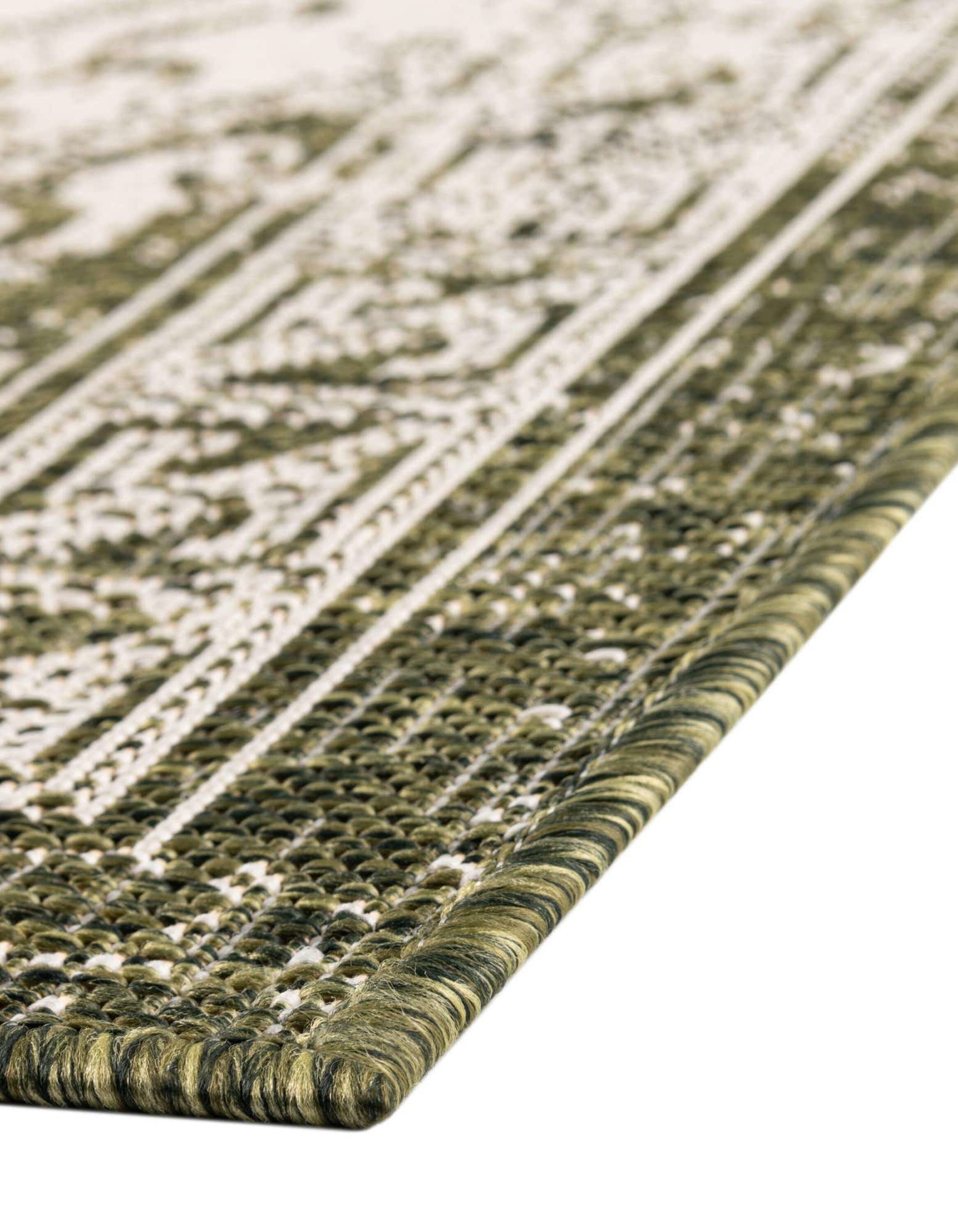 Unique Loom 3162449 rugs - View #3