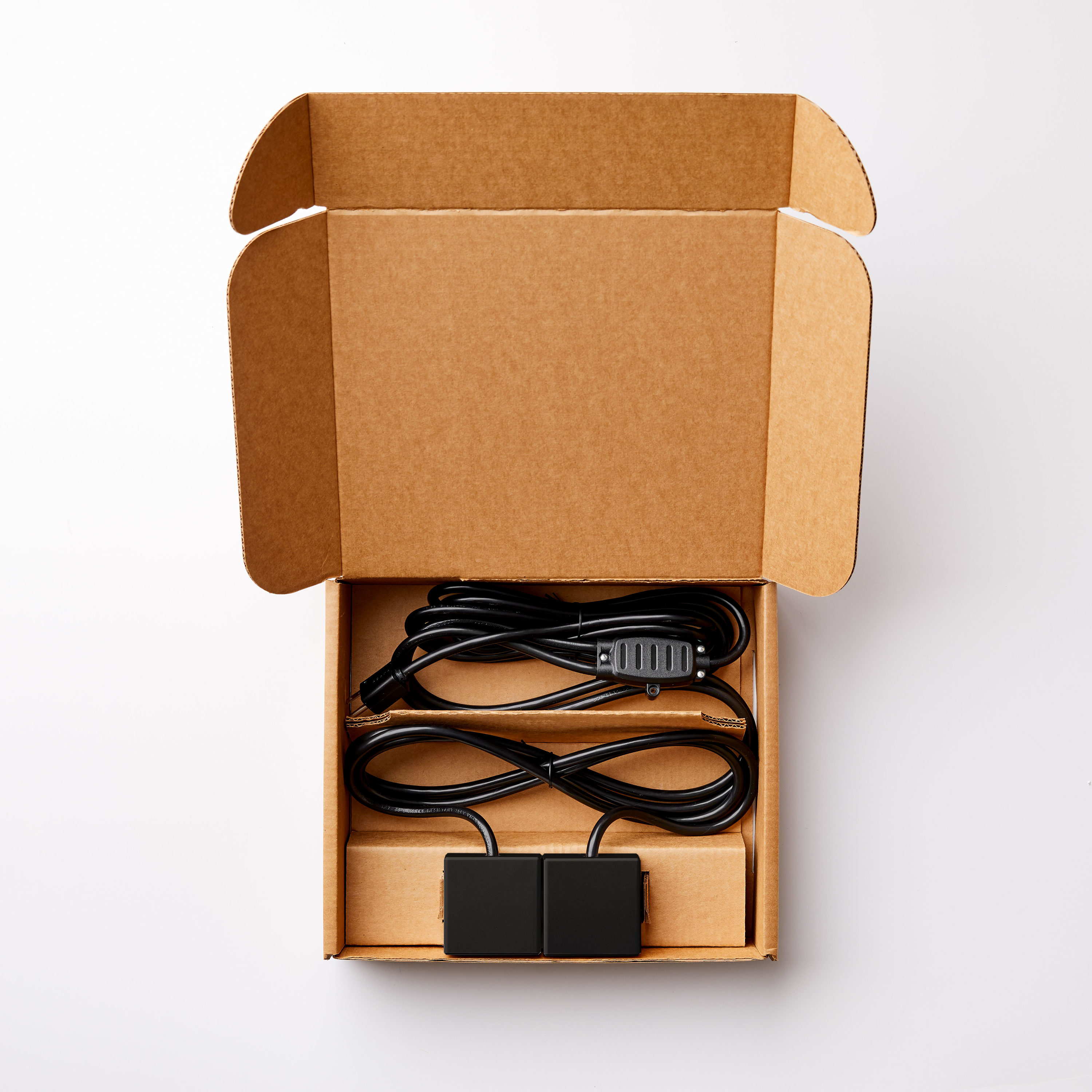 Charg BE03806-A1064S Electrical-Power-Strips - View #4