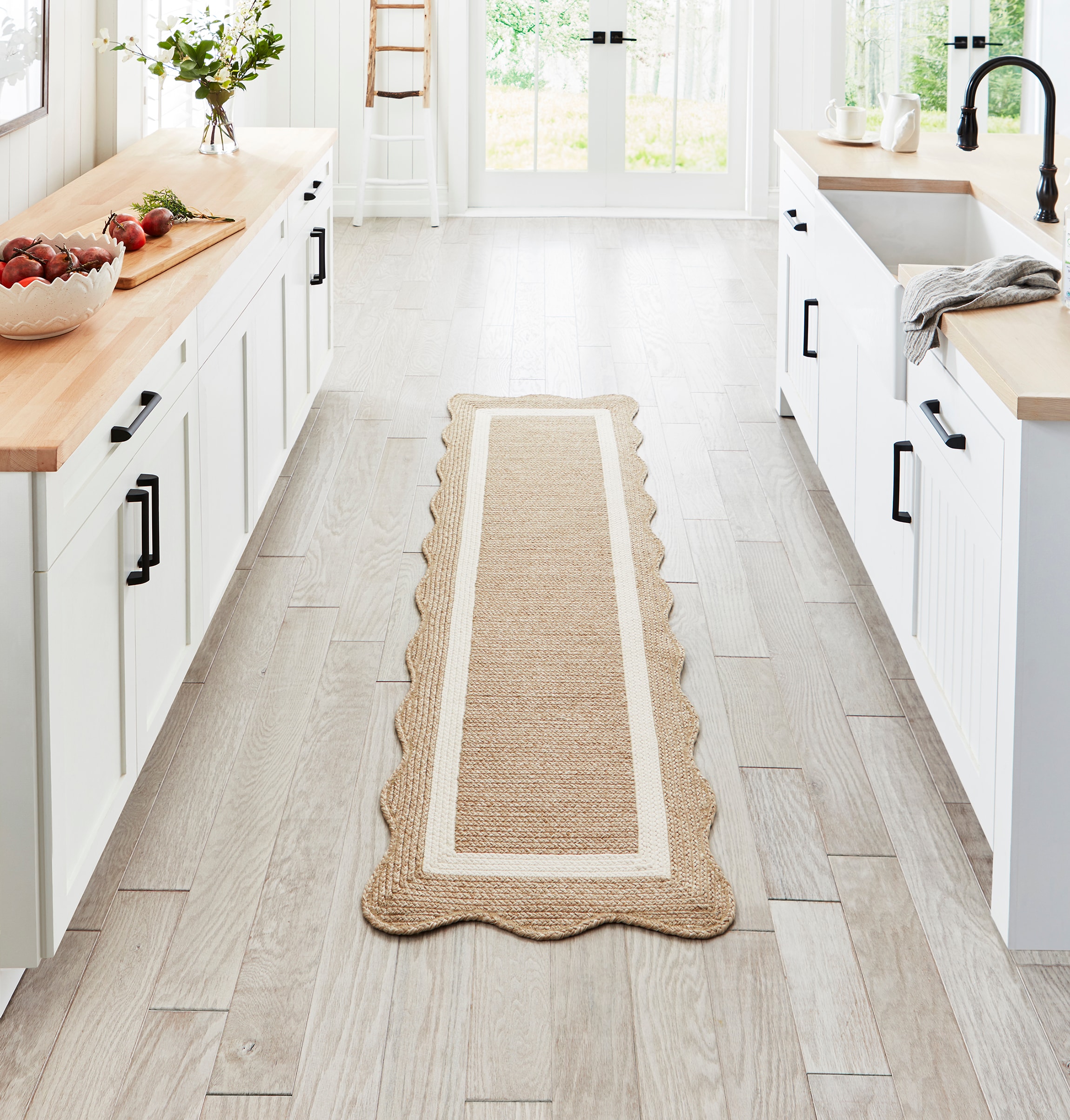 allen + roth 33076 Wavy Wheat 2 x 7 (ft) Braided Polypropylene Natural Ivory Rectangular Indoor Runner rug