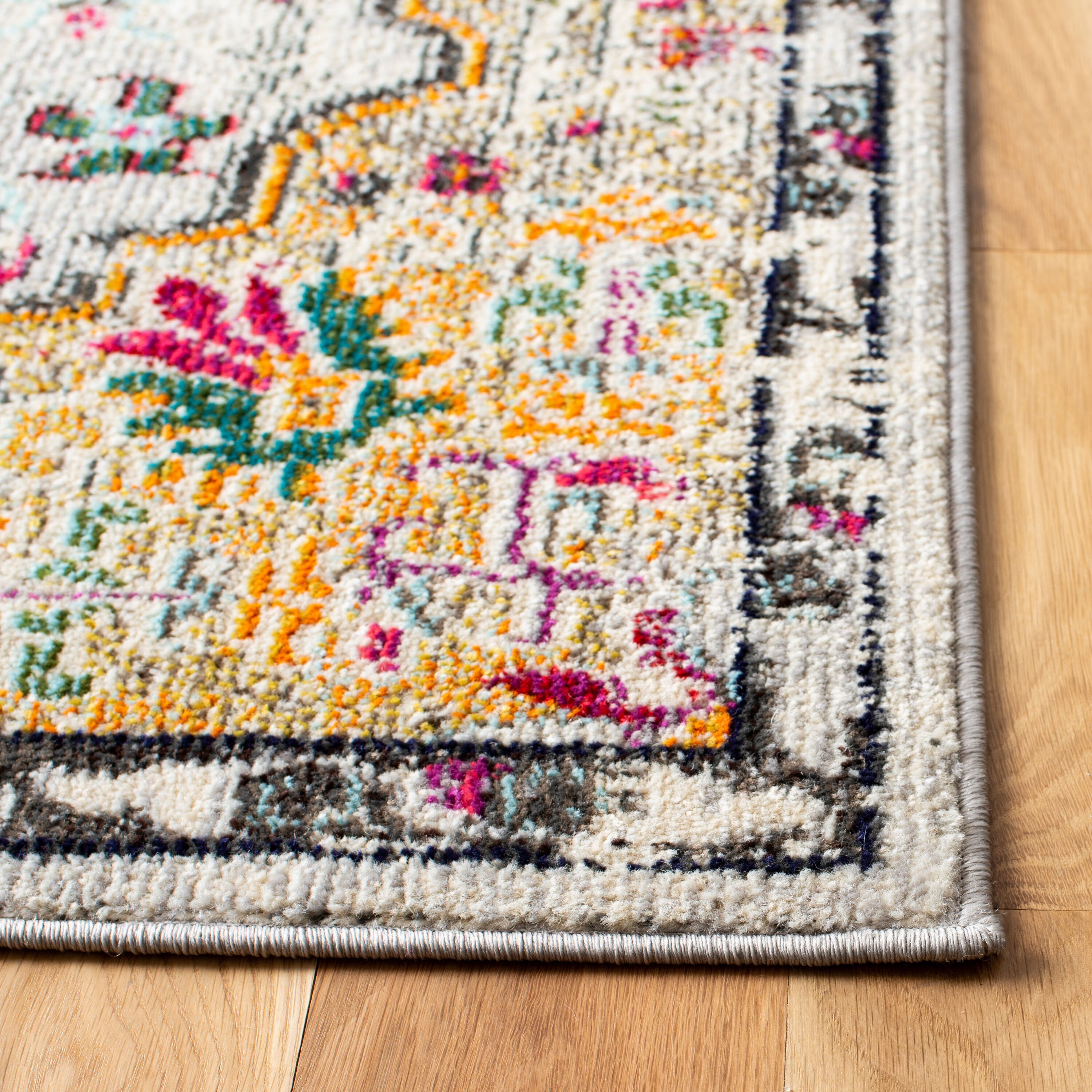 Safavieh MAD447G-7SQ rugs - View #3
