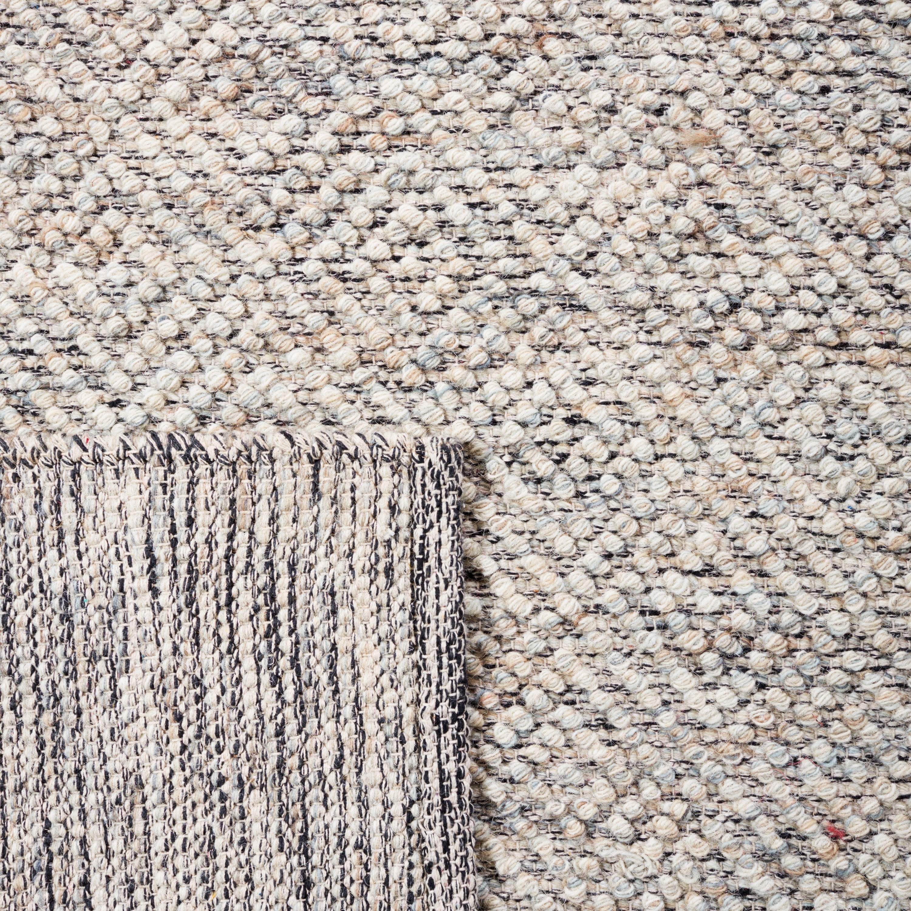 Safavieh NAT503C-4 rugs - View #7