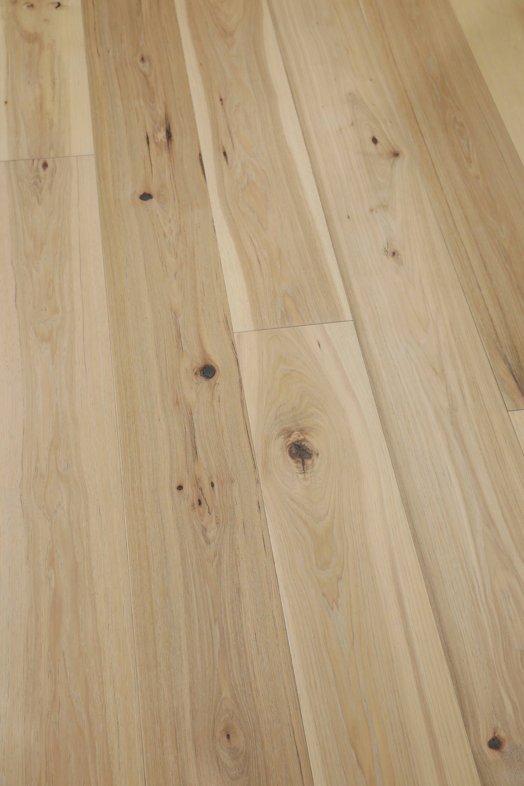 Villa Barcelona LOWMPCL342SAMP Hardwood-Flooring-Samples - View #3