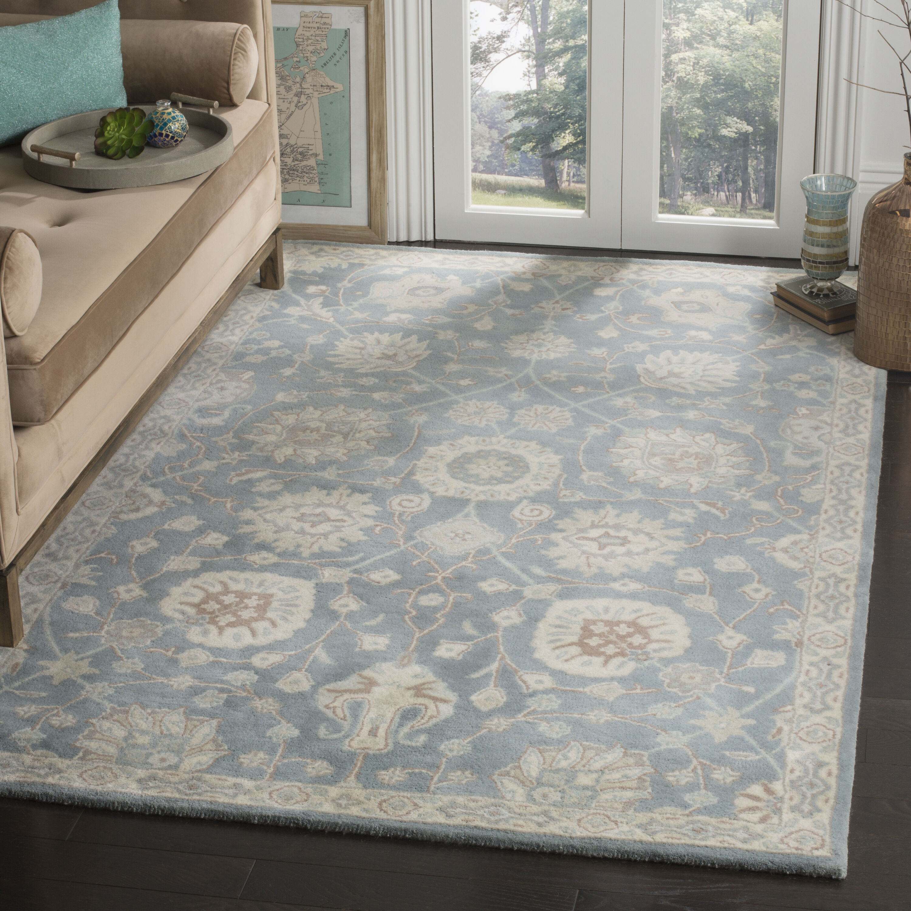  Heritage 824 Gray/Ivory Traditional 5ft x 8ft Medium Rectangle Rug