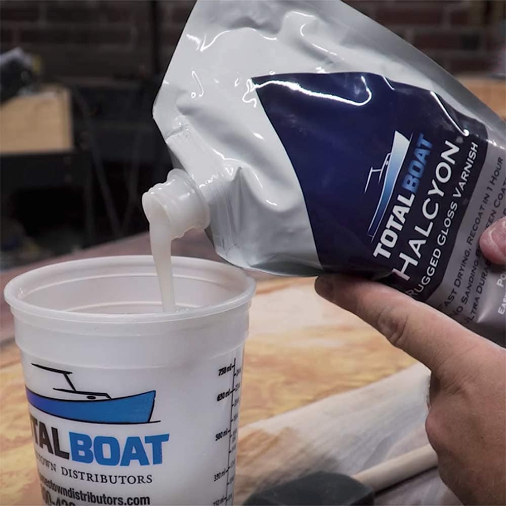 TotalBoat Halcyon Pre-tinted Clear Amber Clear Exterior Wood Stain and  Sealer (1-quart) in the Exterior Stains department at