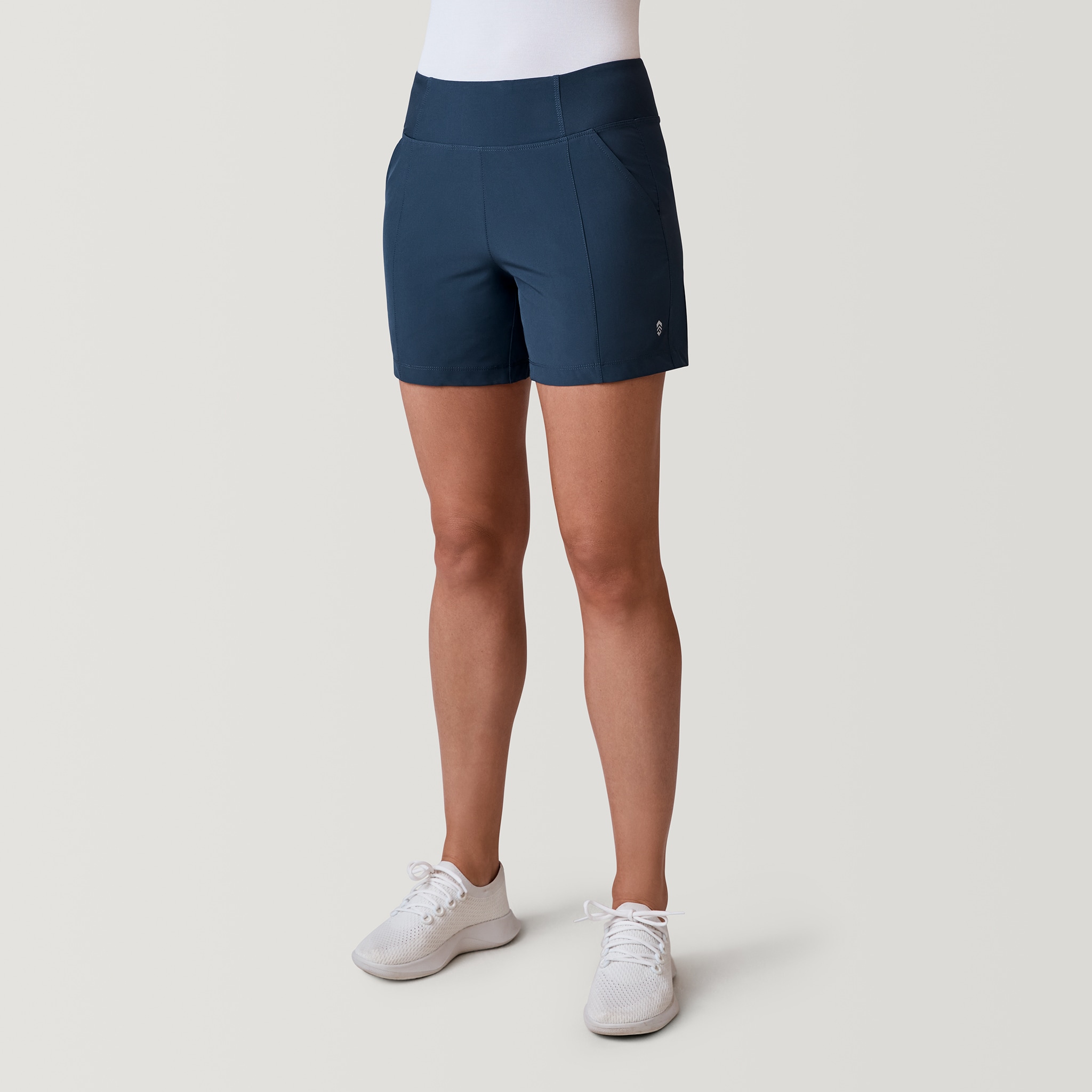 Free Country J54LAS4633 CHARCL XL Women's Charcoal Woven 5-in Biker shorts ( Size: X-large )