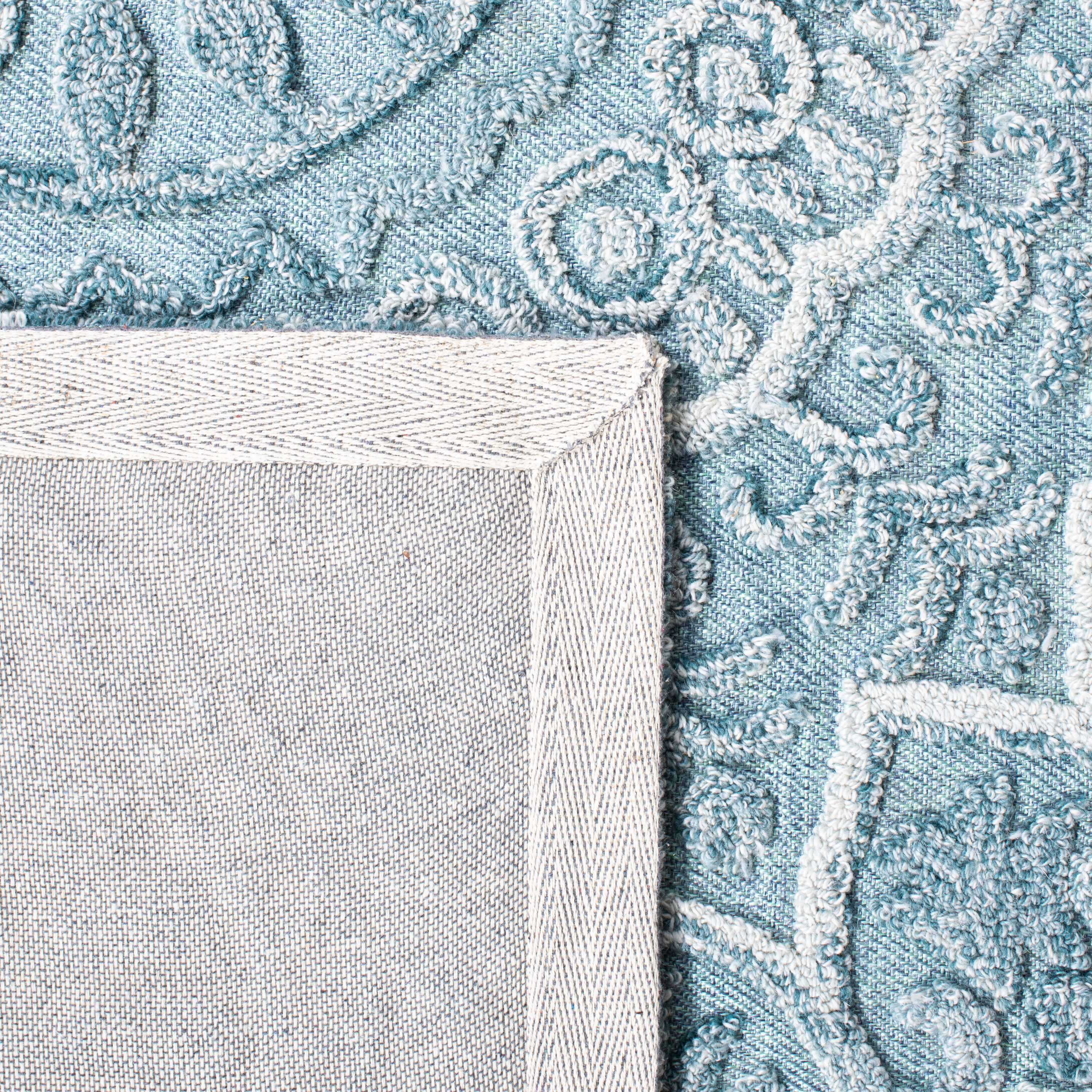 Safavieh TRC601K-5 rugs - View #4