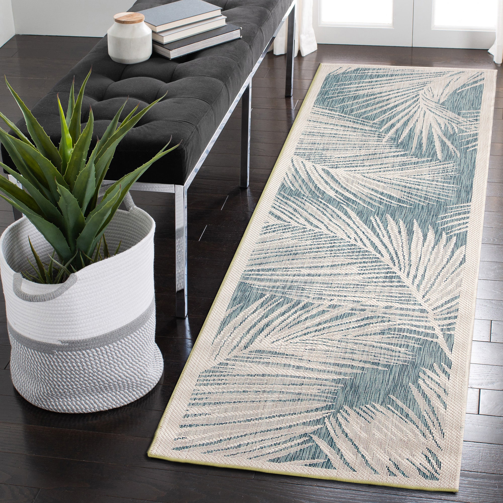 Liora Manne Esencia Flora Fauna Indoor Outdoor Mat Cream 2'5 x 3'11, 2'5 x  3'11 - Harris Teeter