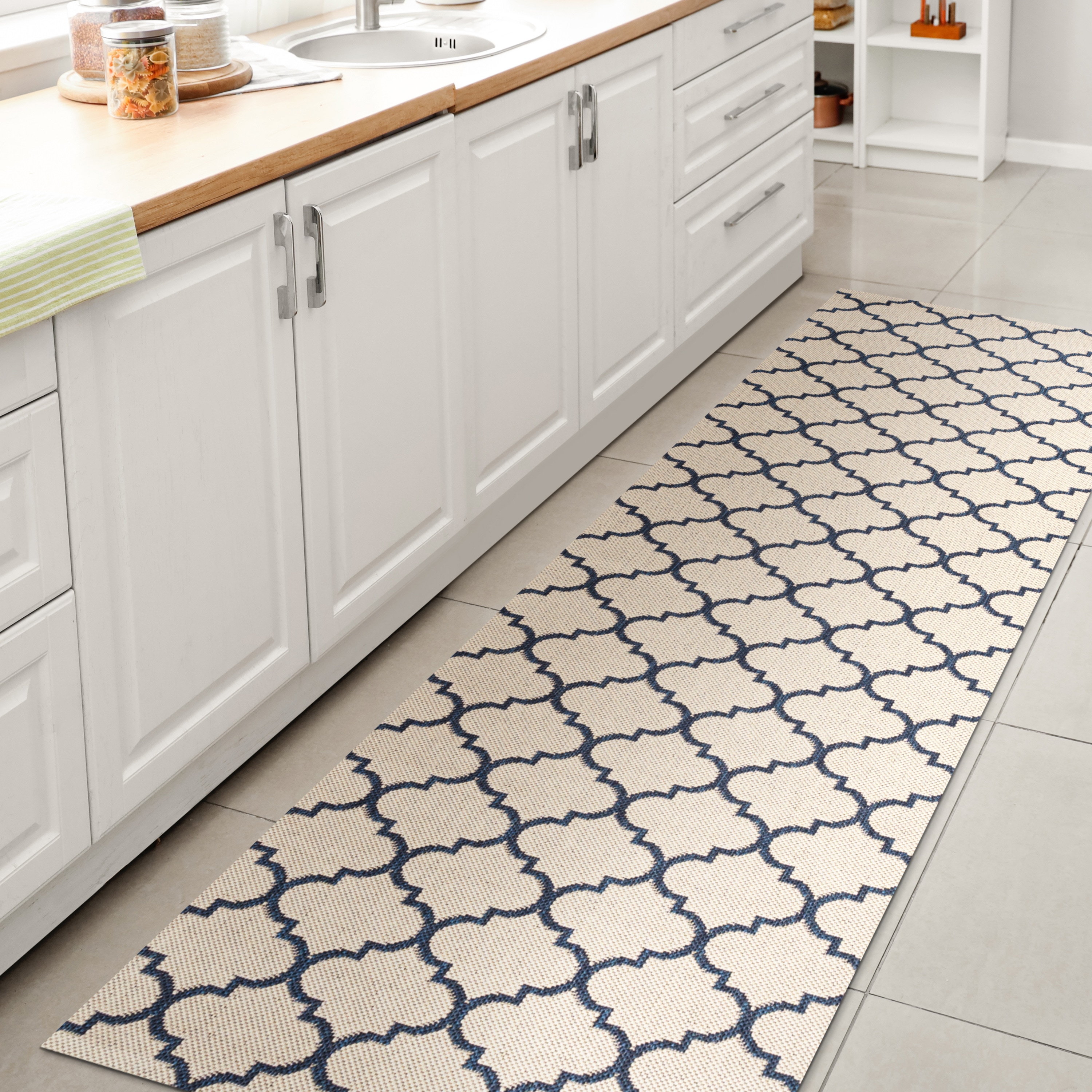 JONATHAN  Y SMB122A-210 Santa Monica Arabesque Ogee 2 x 10 (ft) Loomed Polypropylene Beige/Navy Rectangular Indoor/Outdoor Trellis Bohemian/Eclectic Runner rug