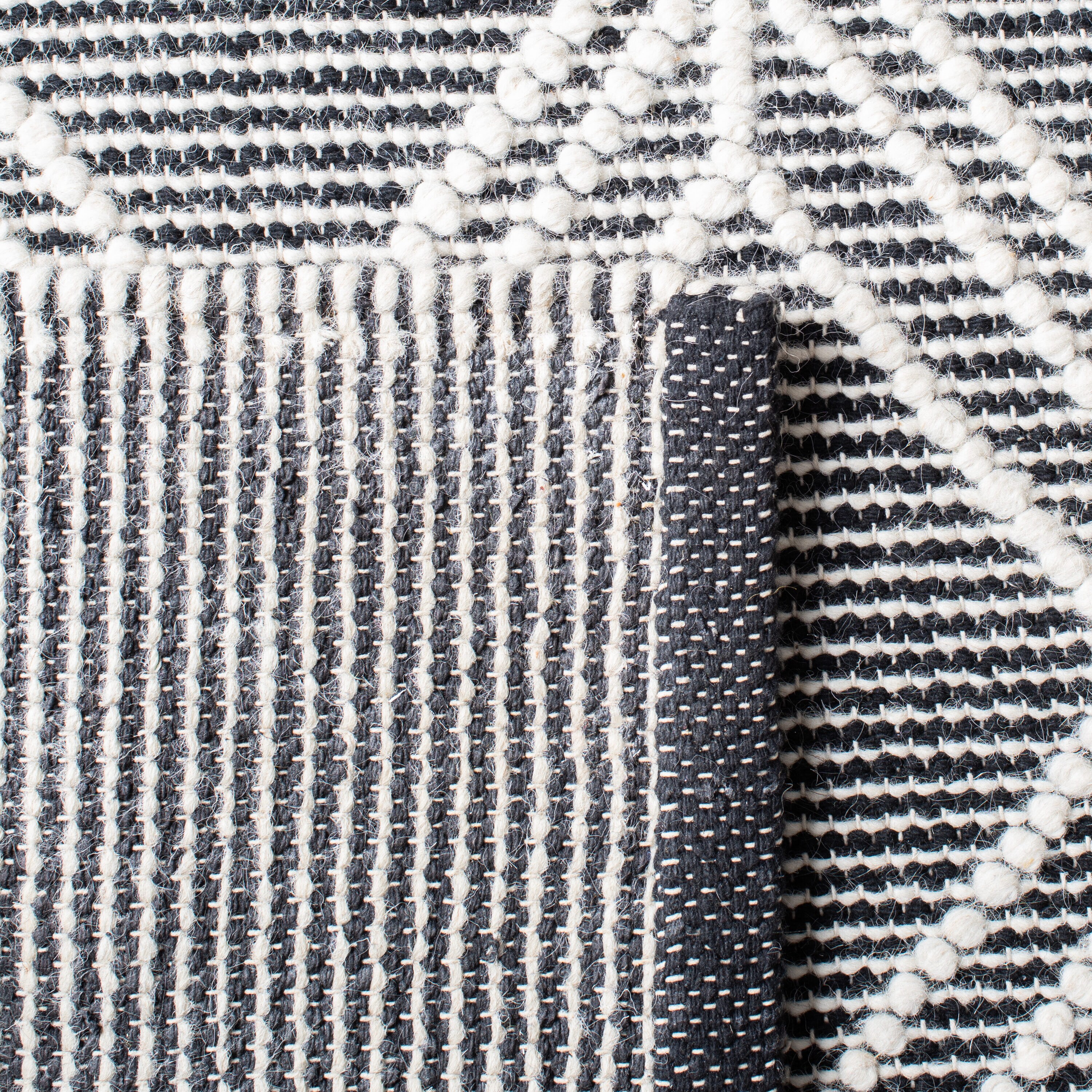 Safavieh NAT478A-8 rugs - View #3
