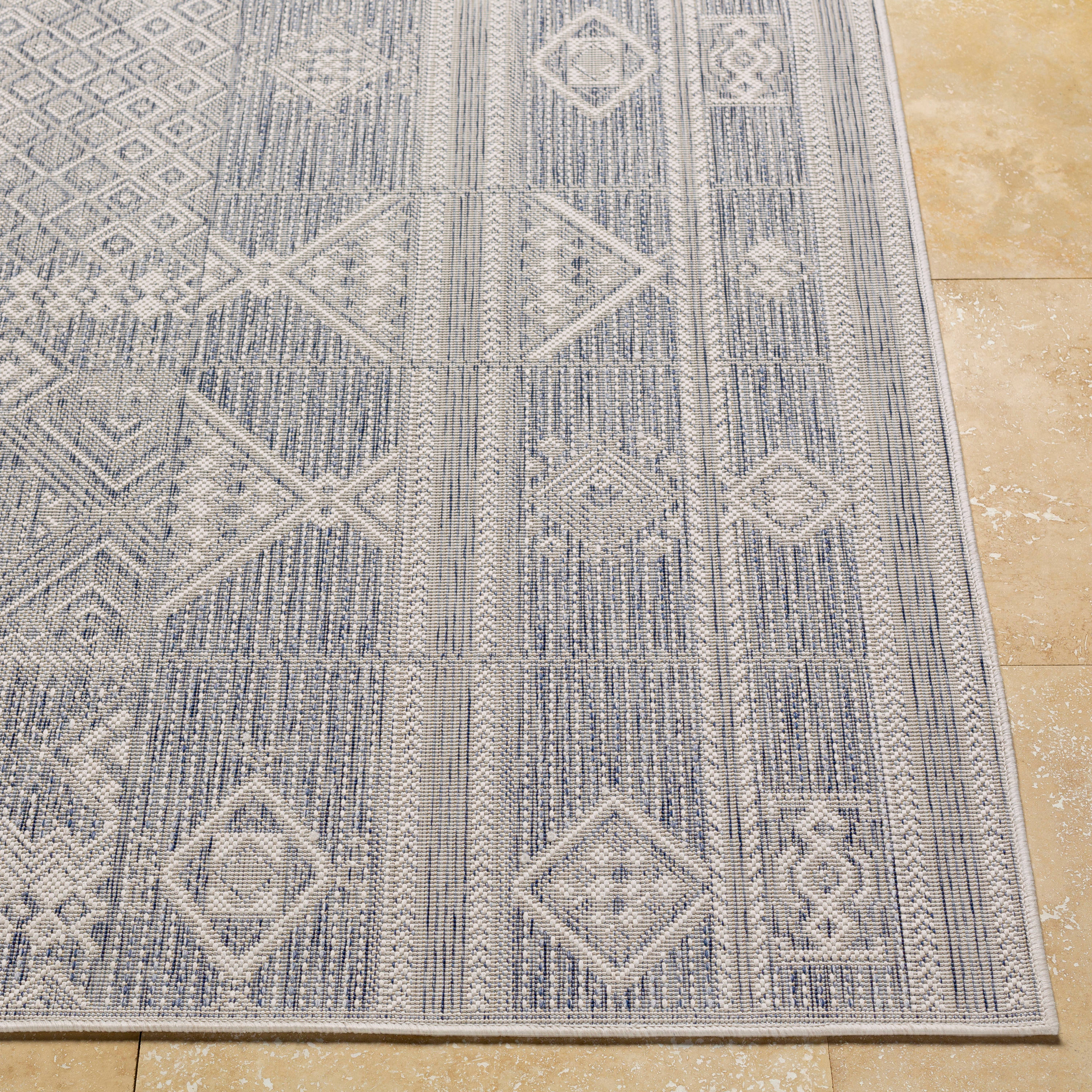 Surya TRG2305-679 rugs - View #3