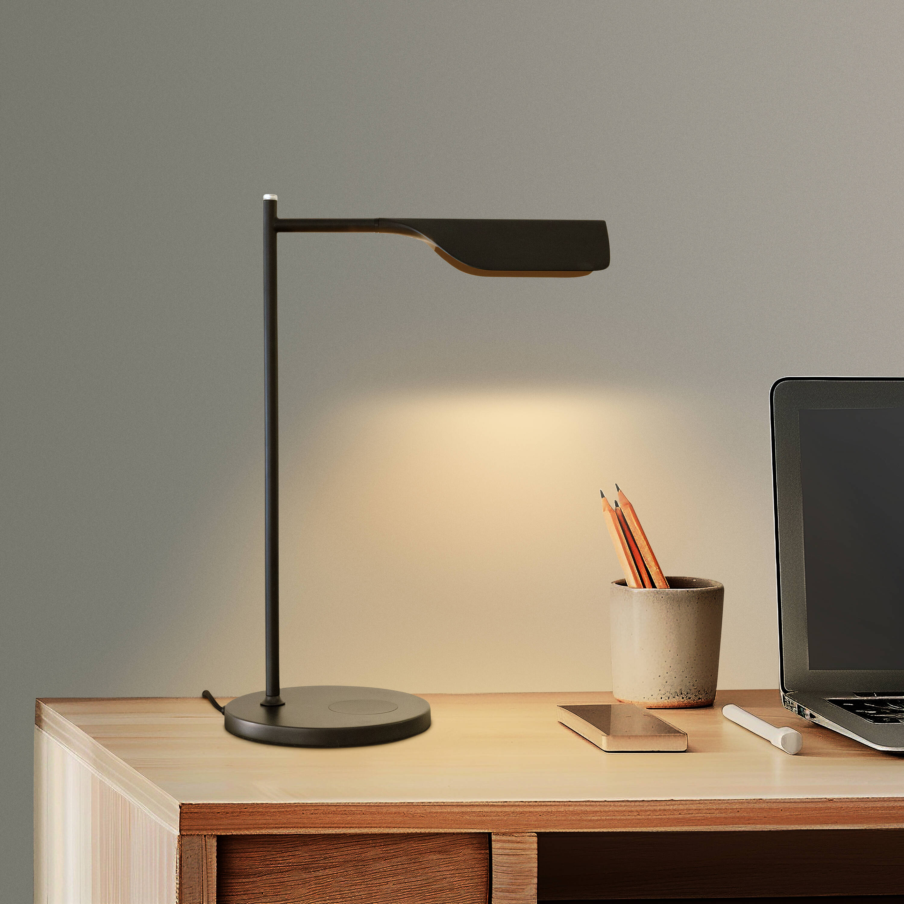 Brightech TL-LEAF-BLK Desk-Table-Lamps - View #10