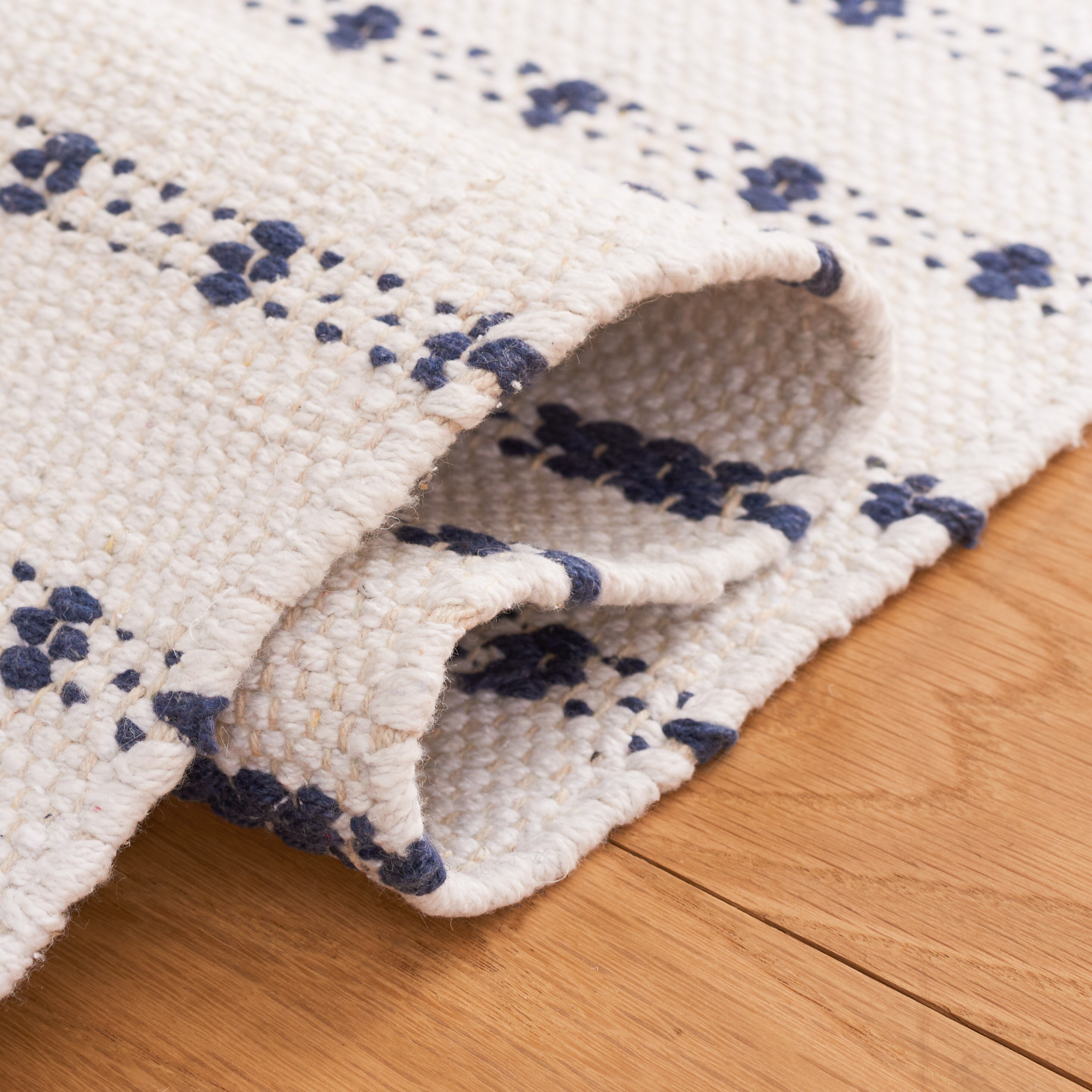 Safavieh MTK714N-4 rugs - View #7
