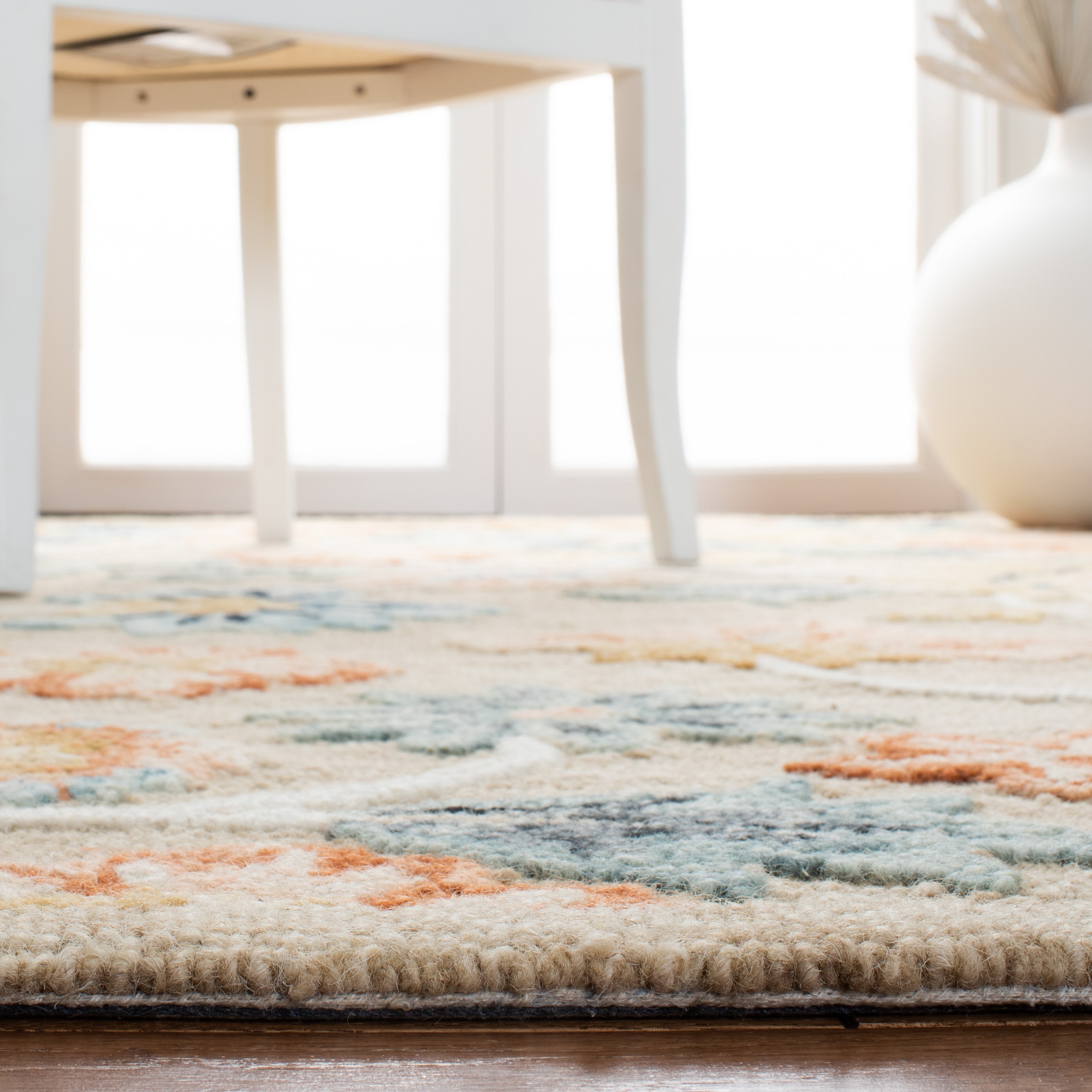 Beige and Blue Floral Hand-Tufted Wool Area Rug, 5' x 8'