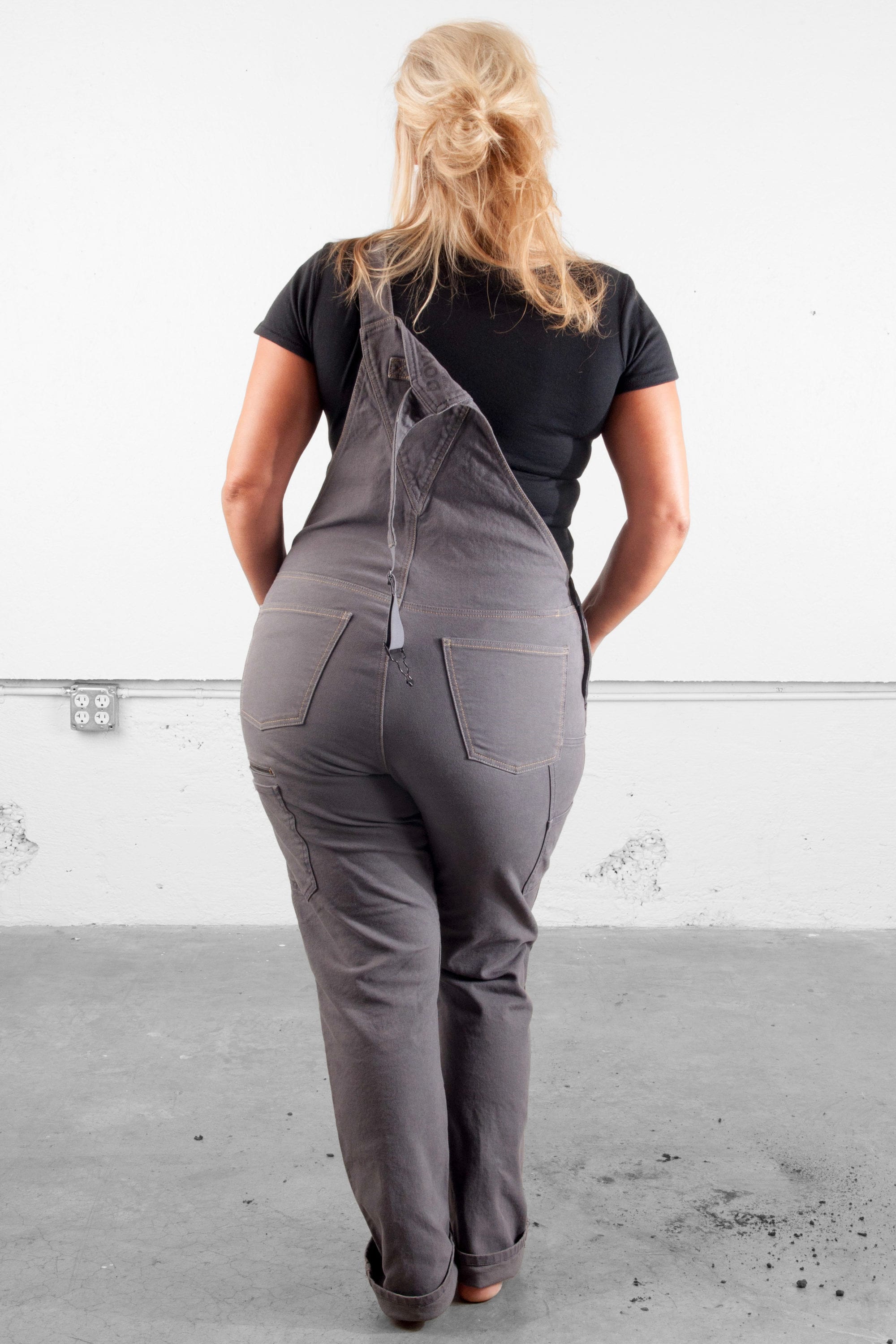 Dovetail Workwear Women's Dark Grey Canvas Overall in the Coveralls & Overalls  department at