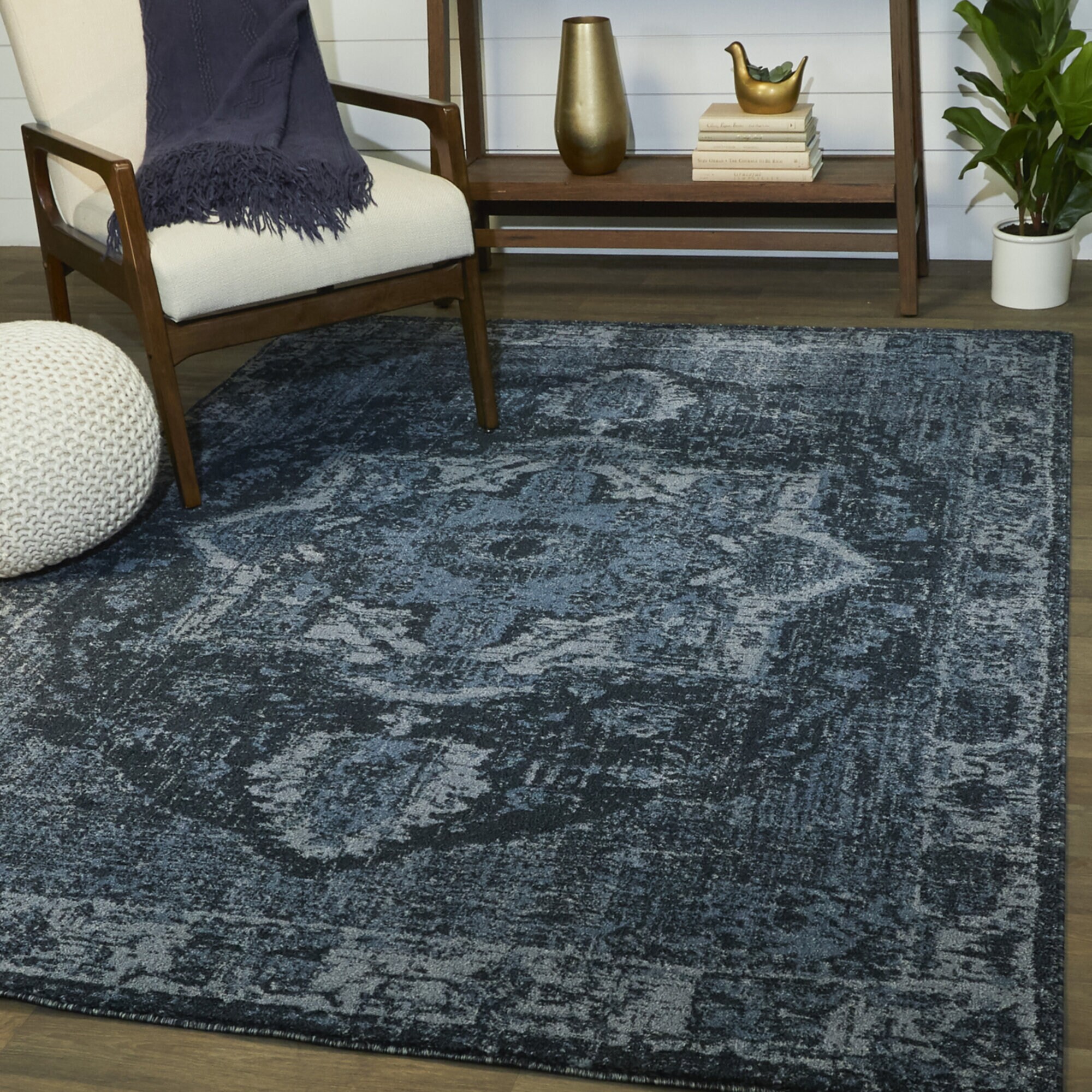 Balta 3095052 5 x 7 (ft) Loomed Polypropylene Blue Rectangular Indoor Medallion Global Area rug