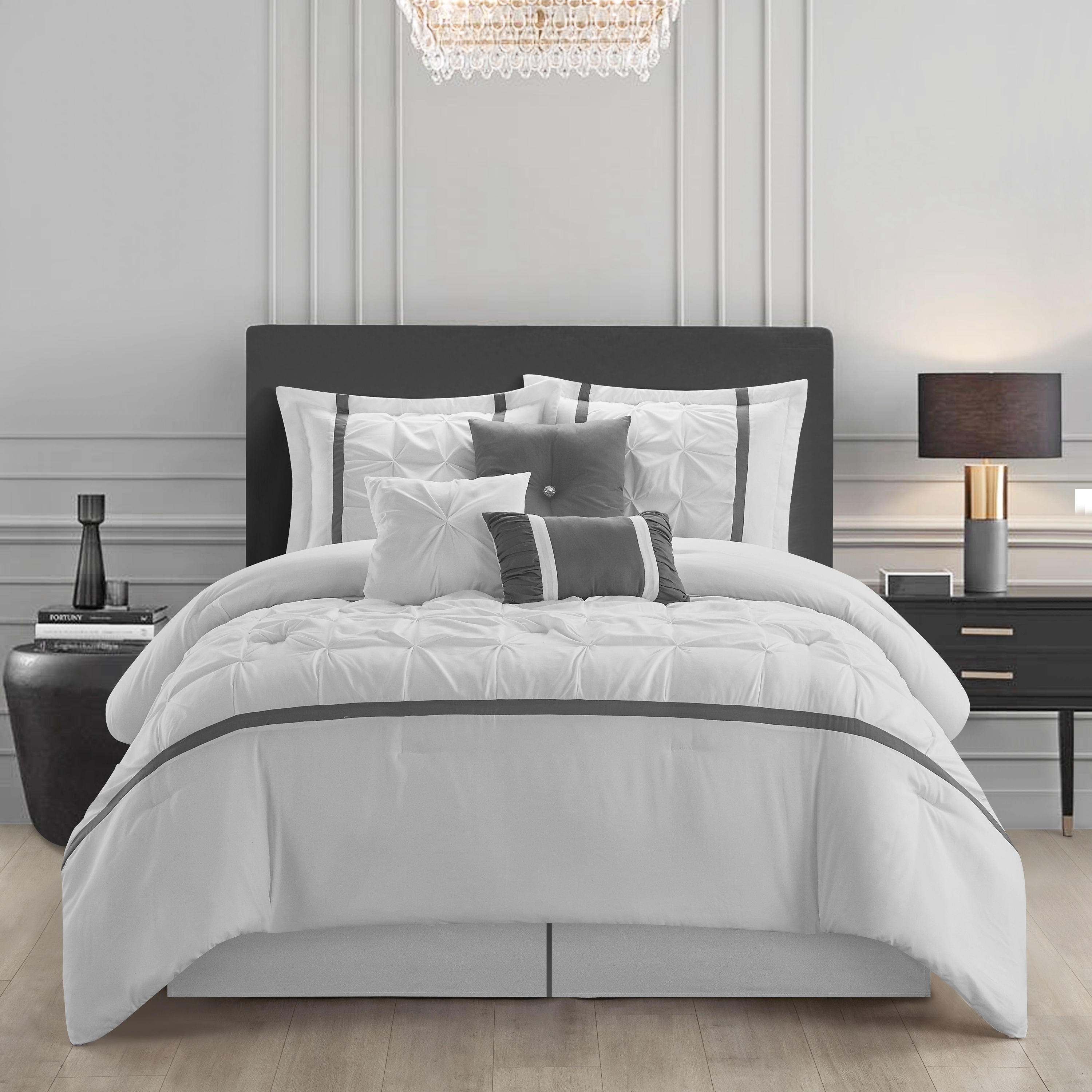 Nanshing ELENA7-CK-WHT 7 -Piece White California king Comforter Set