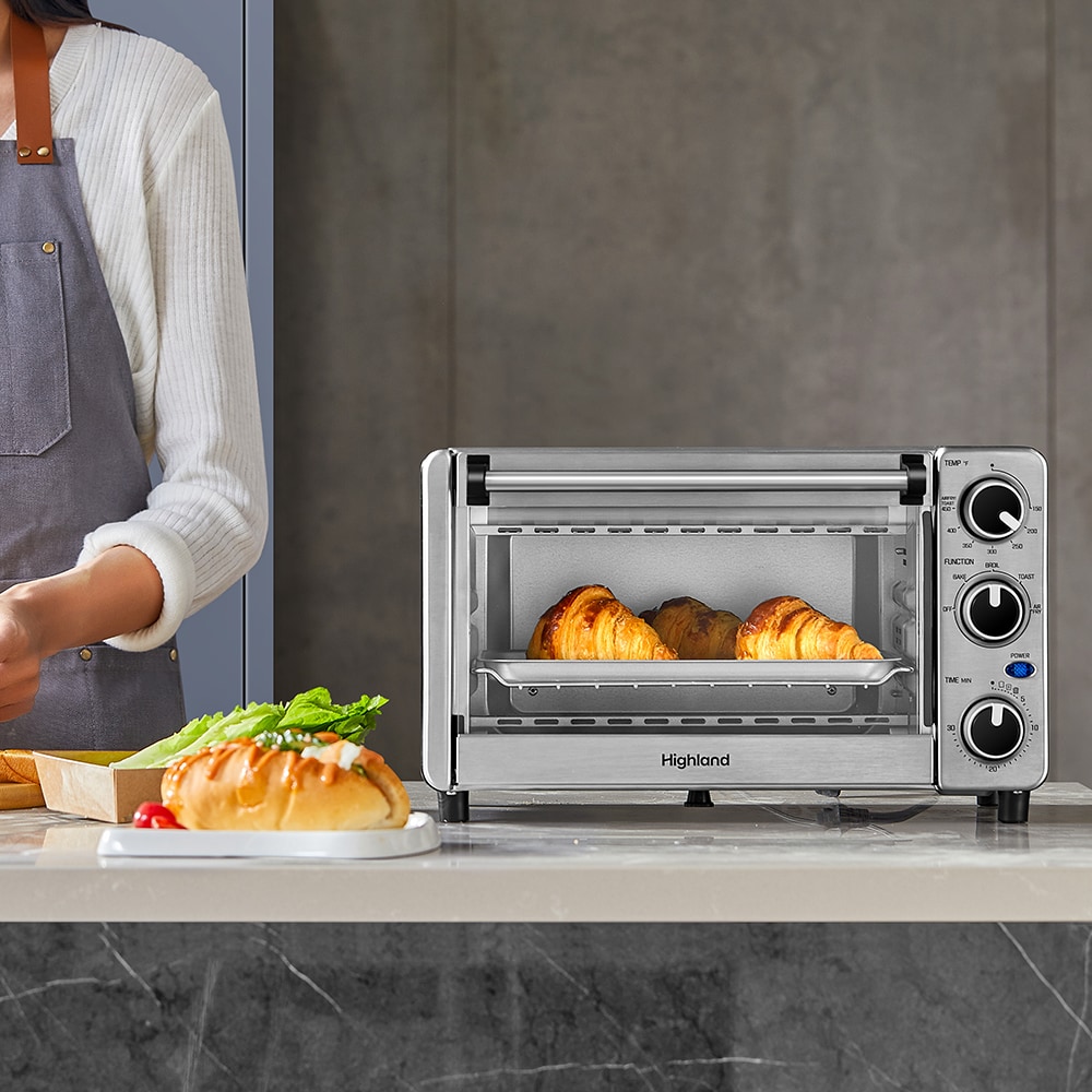 Highland 4-Slice Stainless Steel Toaster Oven (1100-Watt) in the