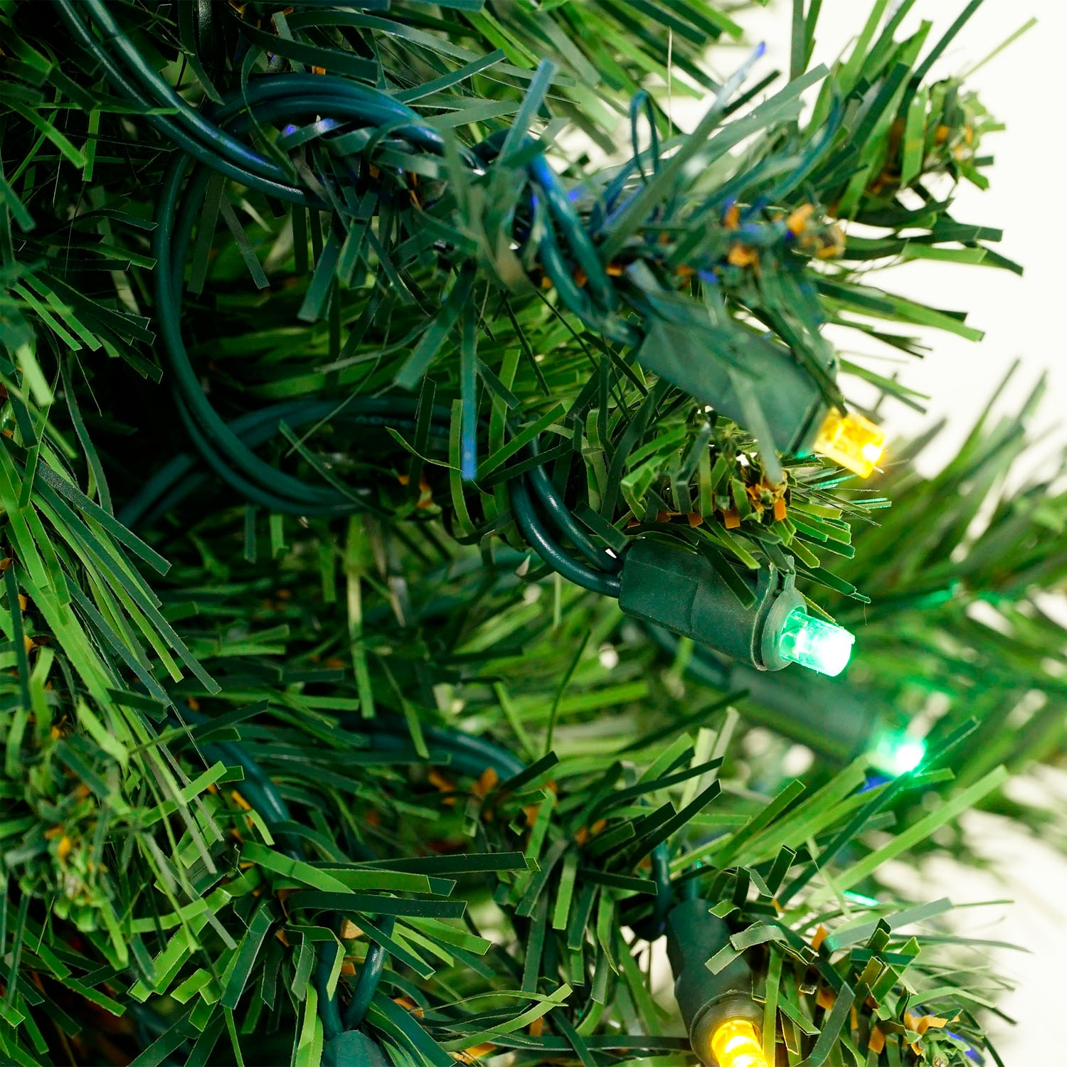 Northlight 32272517 Artificial-Christmas-Trees - View #2