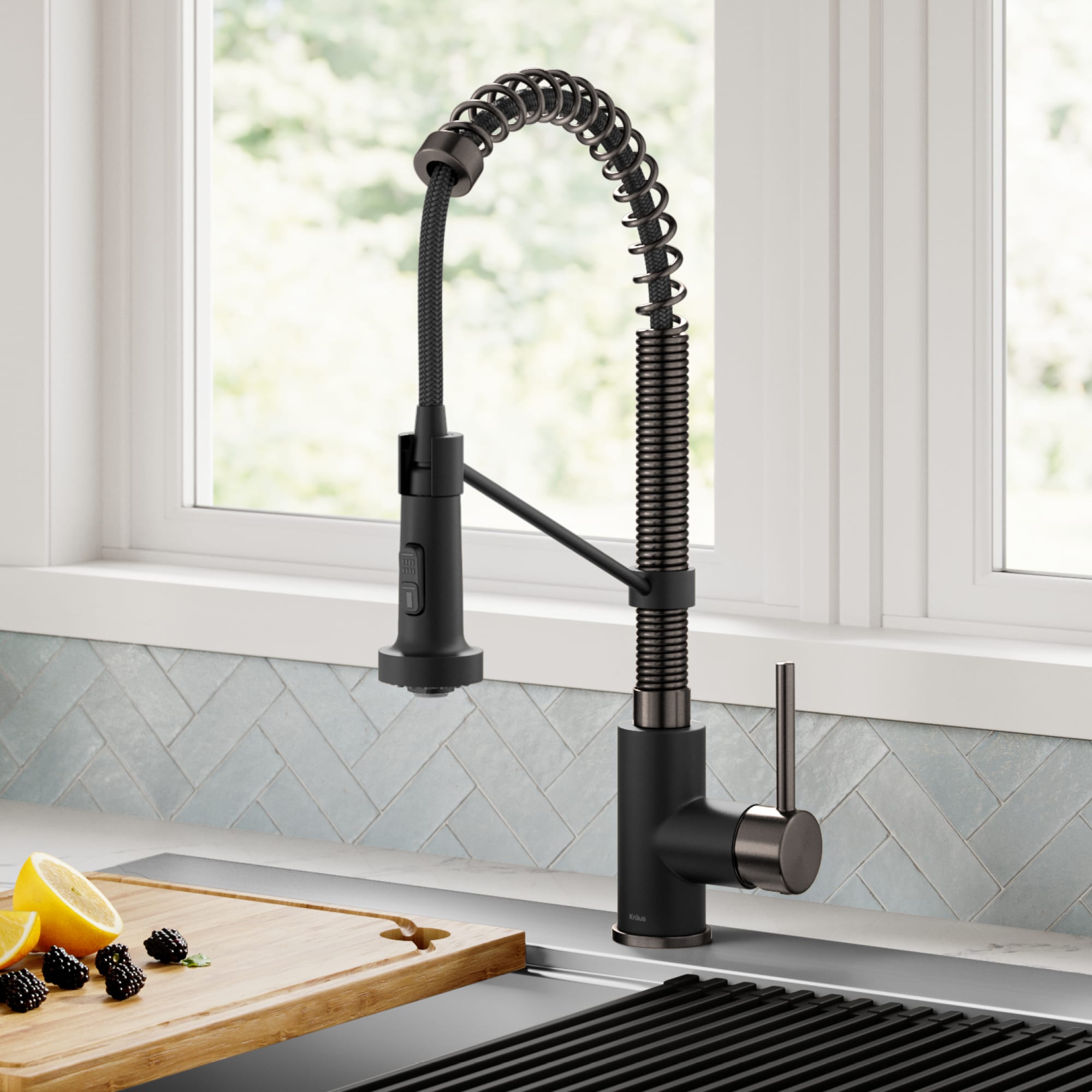 Kraus KPF-1610MBSB Bolden Matte Black/Black Stainless Single Handle Deck-mount Pull-down Kitchen Faucet with Sprayer