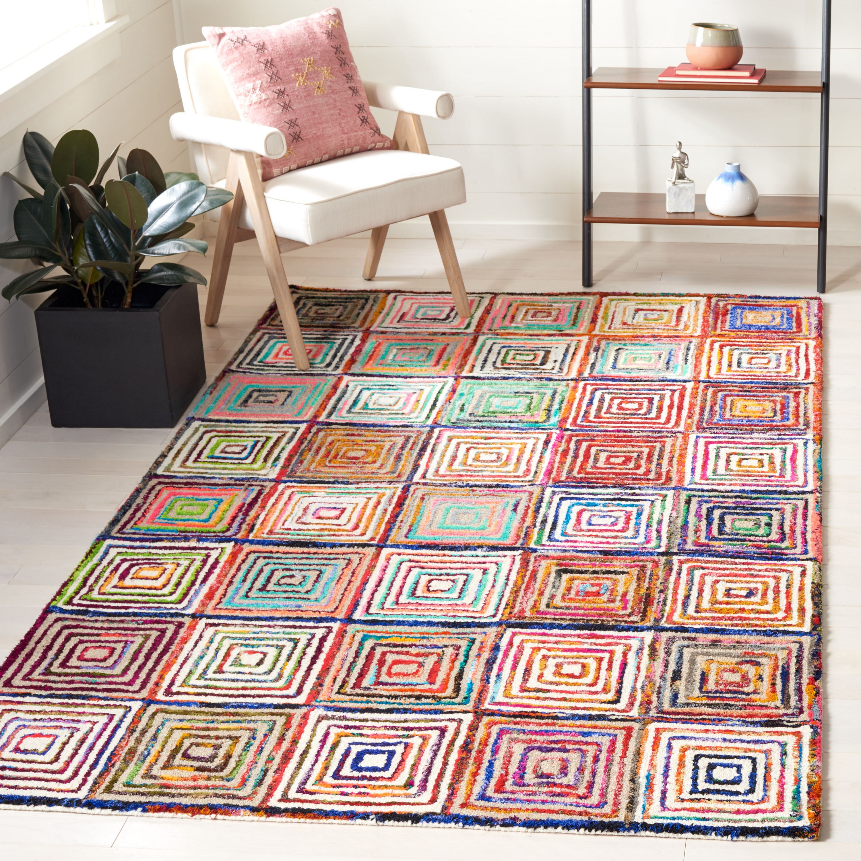 Handmade Multicolor Wool and Cotton Tufted Round Rug