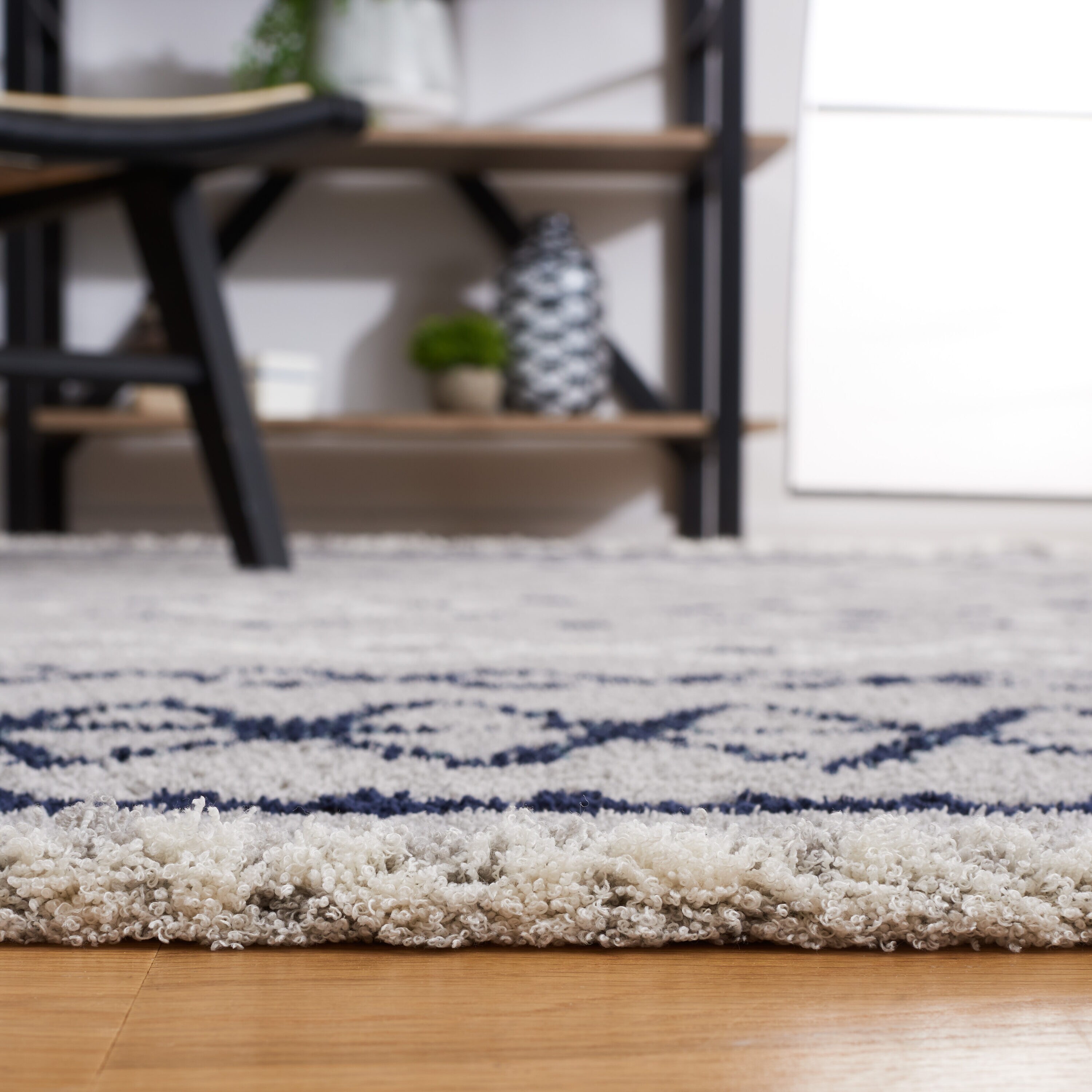 Safavieh MRK612F-7SQ rugs - View #4