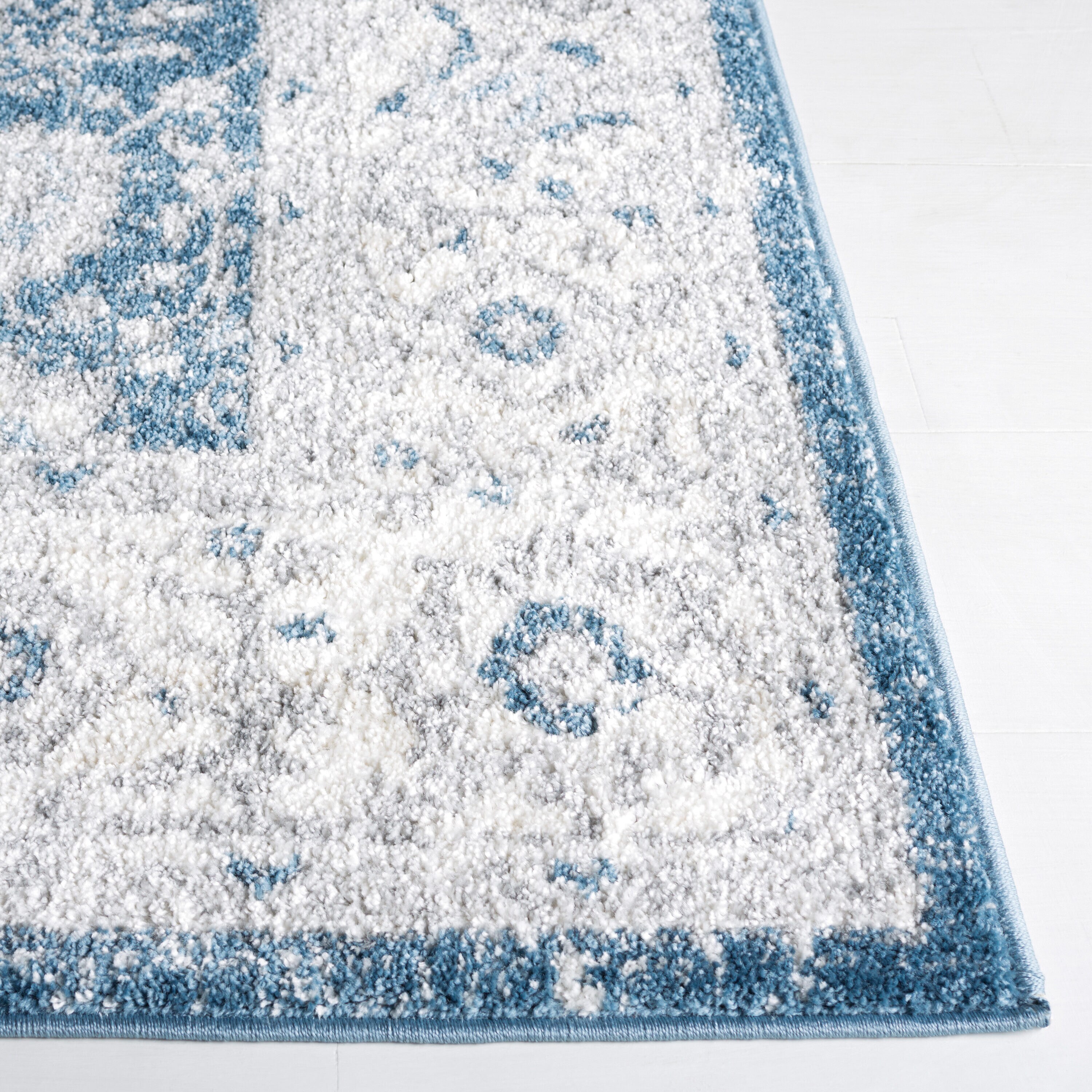 Safavieh LAY101M-5 rugs - View #4