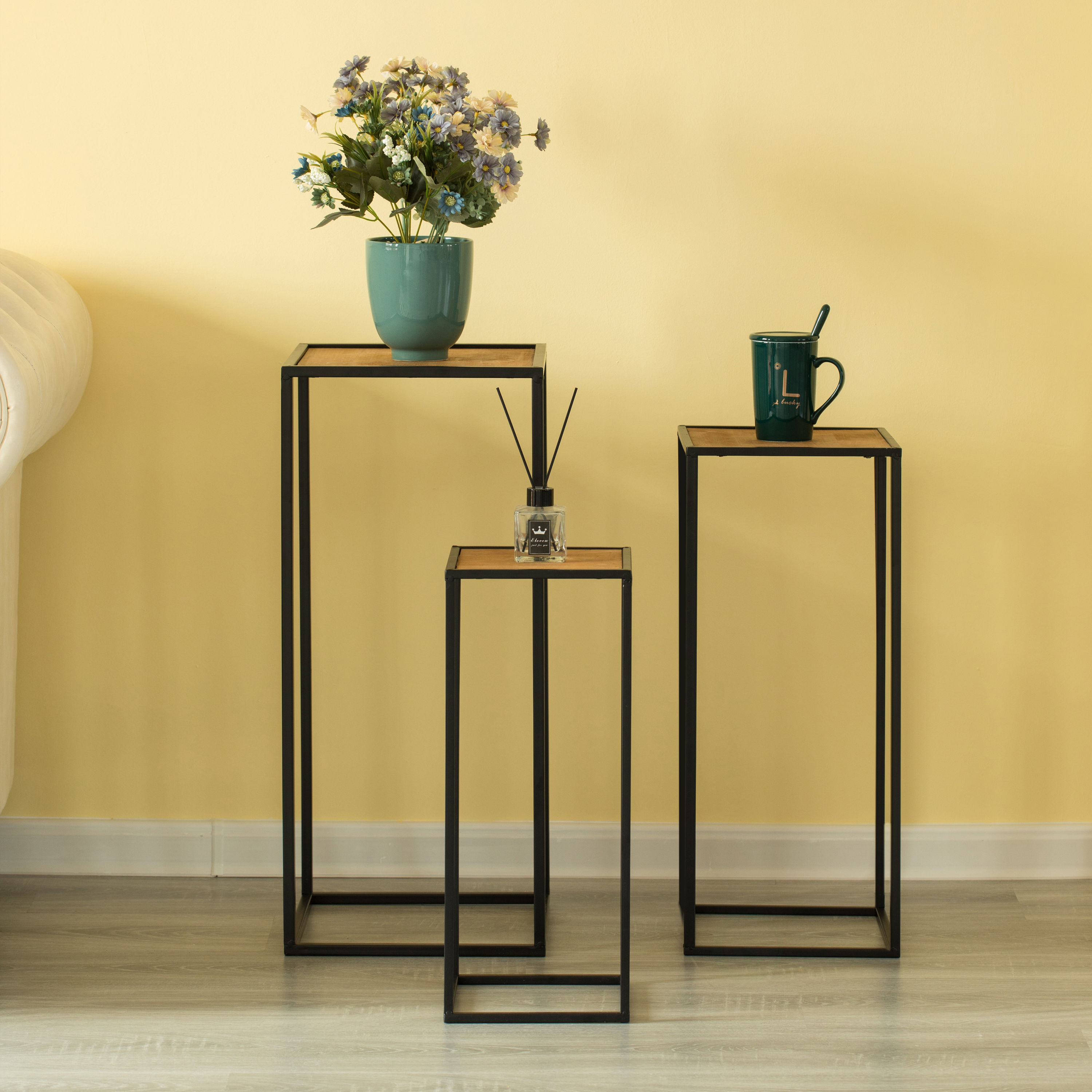 Vintiquewise QI003974.3 End-Tables - View #7