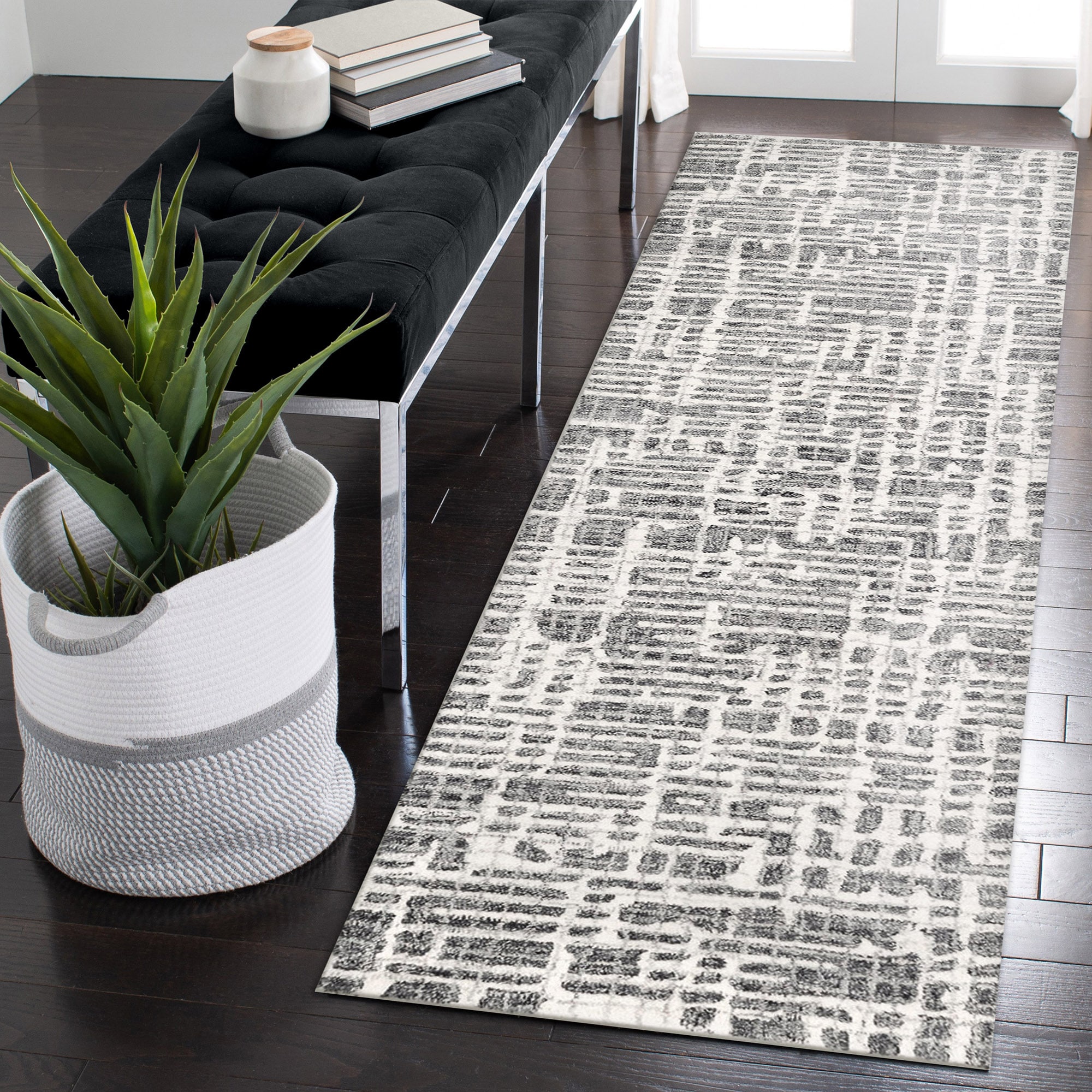 Liora Manne SVHR8951247 Savannah 2 x 8 (ft) Tufted Wool Charcoal Rectangular Indoor Abstract Industrial Runner rug