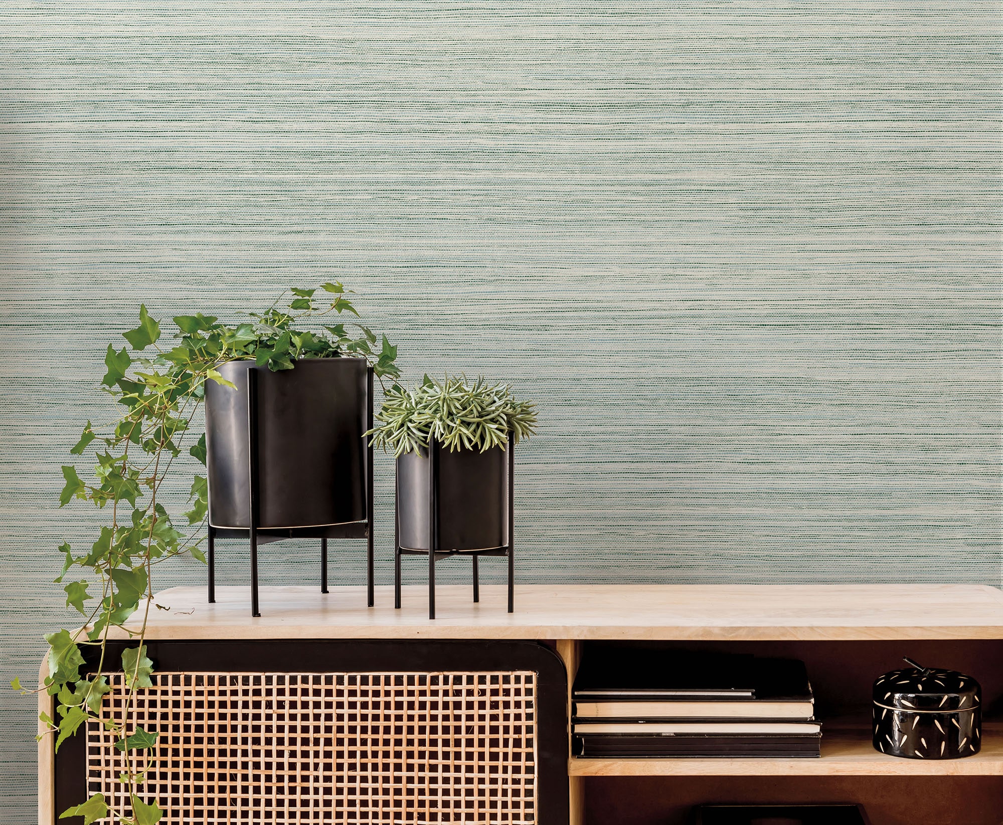 York Wallcoverings GO8303 Greenhouse 60.8-Sq. Feet Green Non-woven Grasscloth Prepasted Water Activated Paste Wallpaper