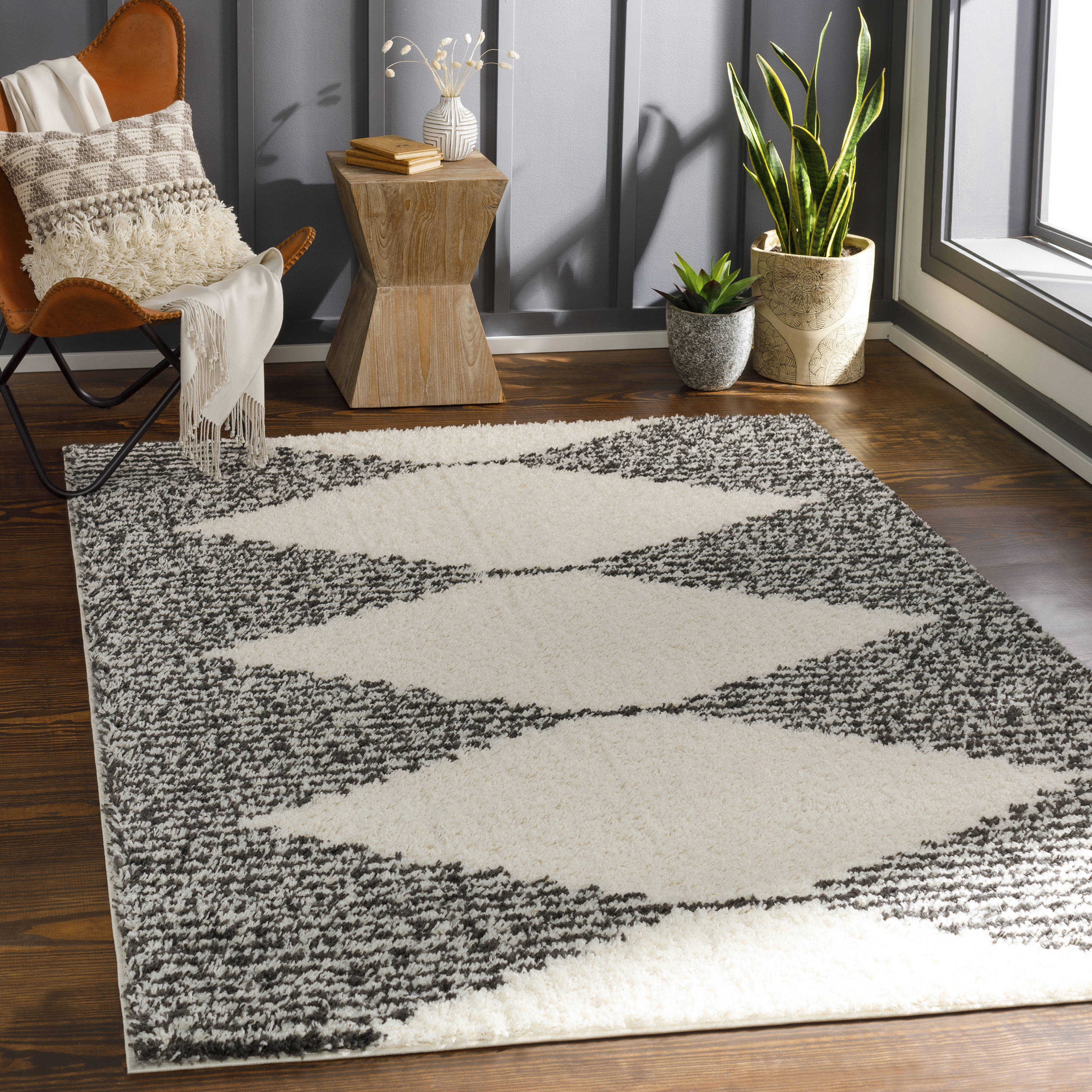 Livabliss BSH2308-2773 Beni shag 3 x 8 (ft) Flatweave Polypropylene Charcoal Rectangular Indoor Geometric Moroccan Runner rug