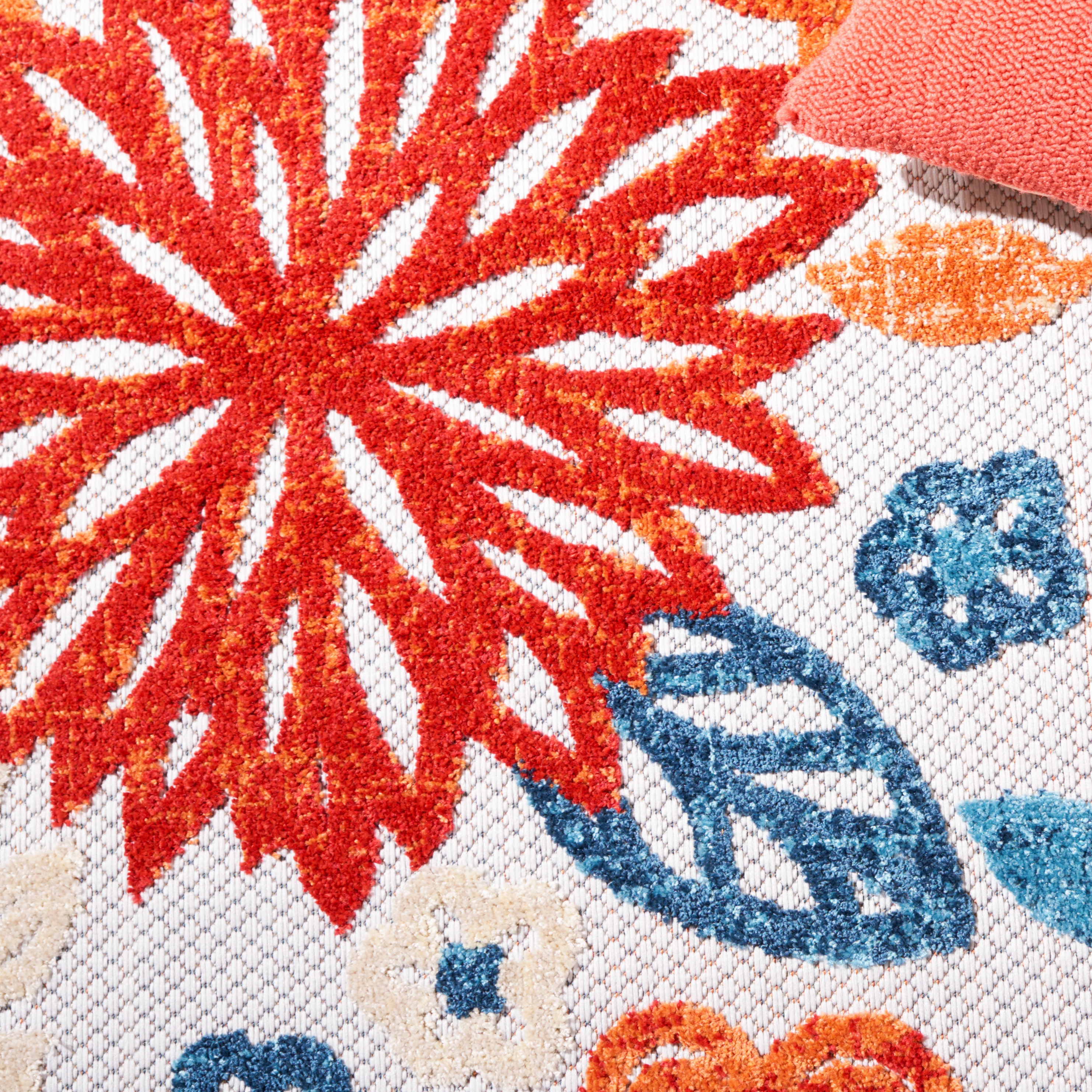 Cabana CBN833 Power Loomed Indoor and Outdoor Area Rug - Creme/Red - 3' round - Safavieh.