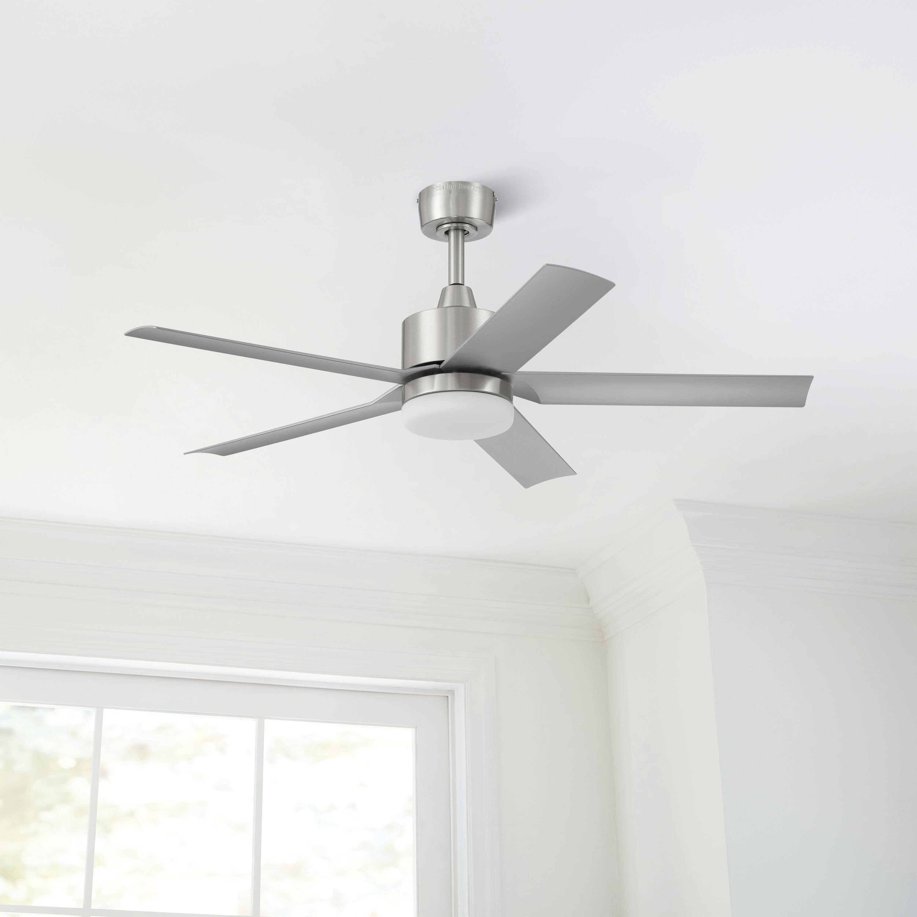 Harbor Breeze Reidsport 44-in Brushed Nickel with Silver Blades Color ...