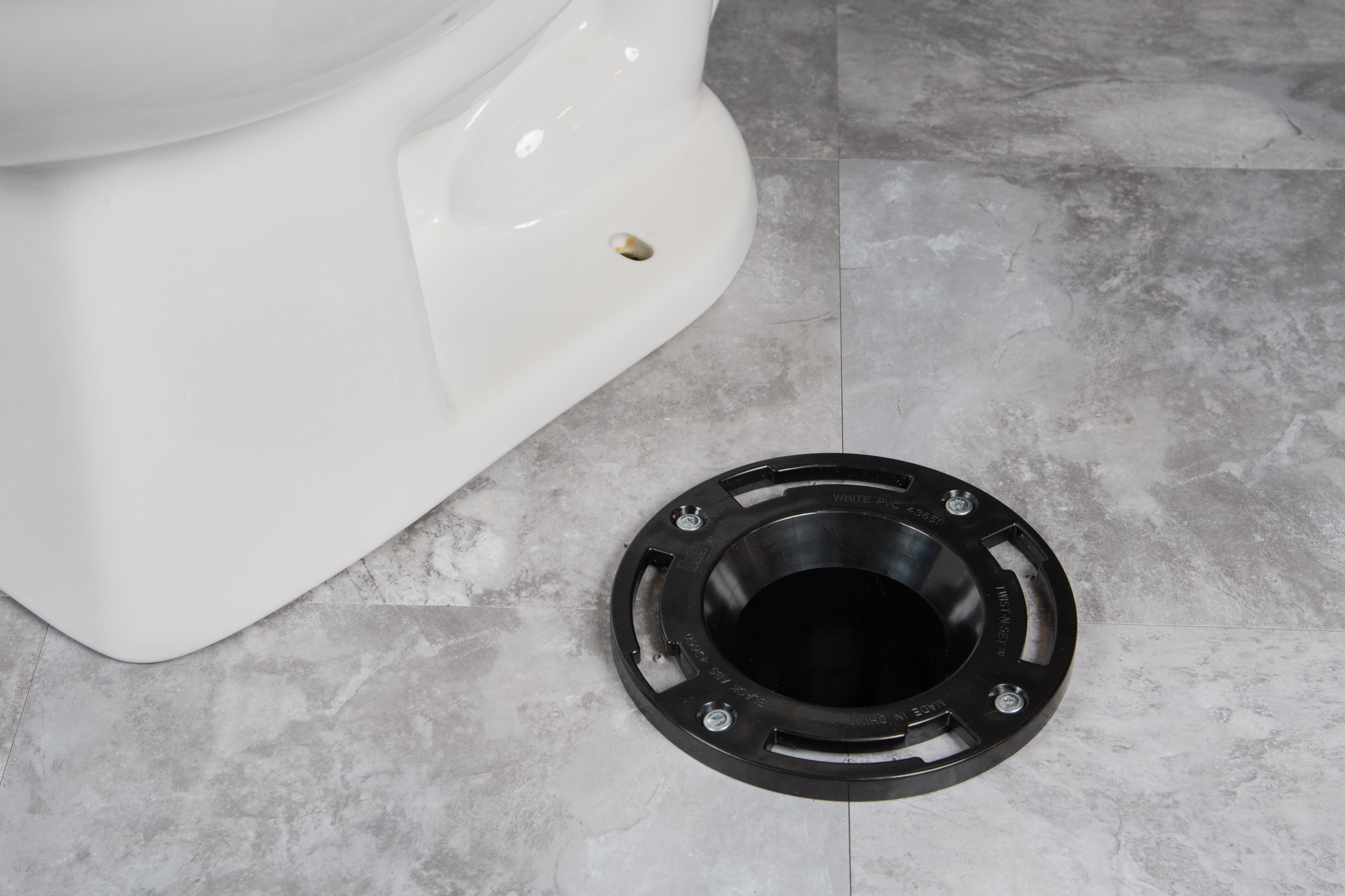 Oatey 436554 Under-Sink-Toilet-Cover-Flanges - View #4