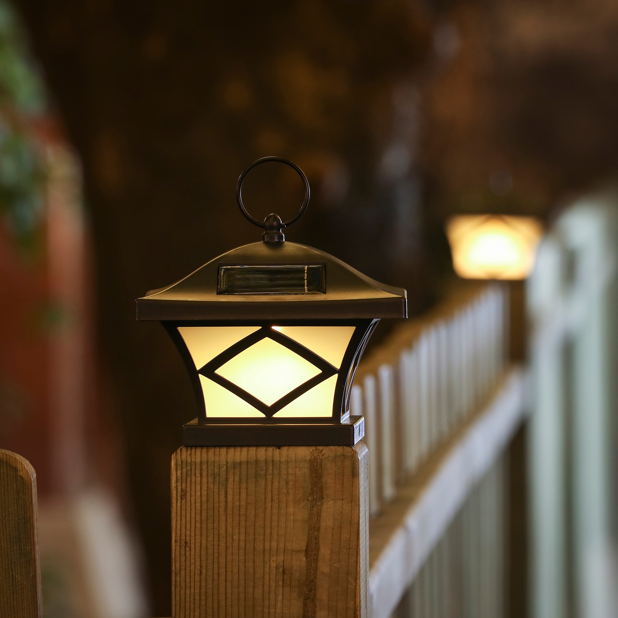 LuxenHome WH094 Path-Lights - View #2