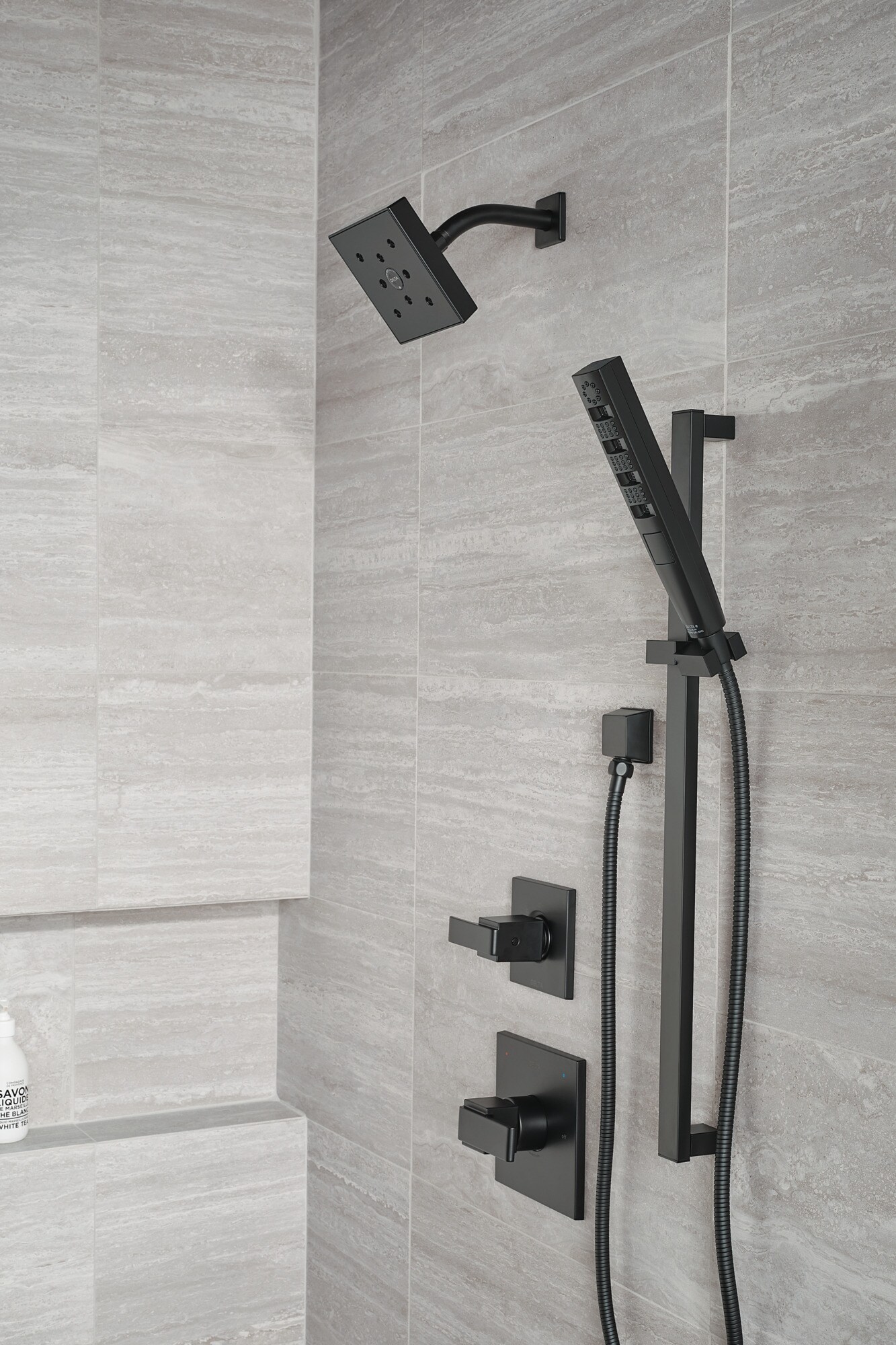 Delta T11867-BL Bath-Shower-Facc - View #10