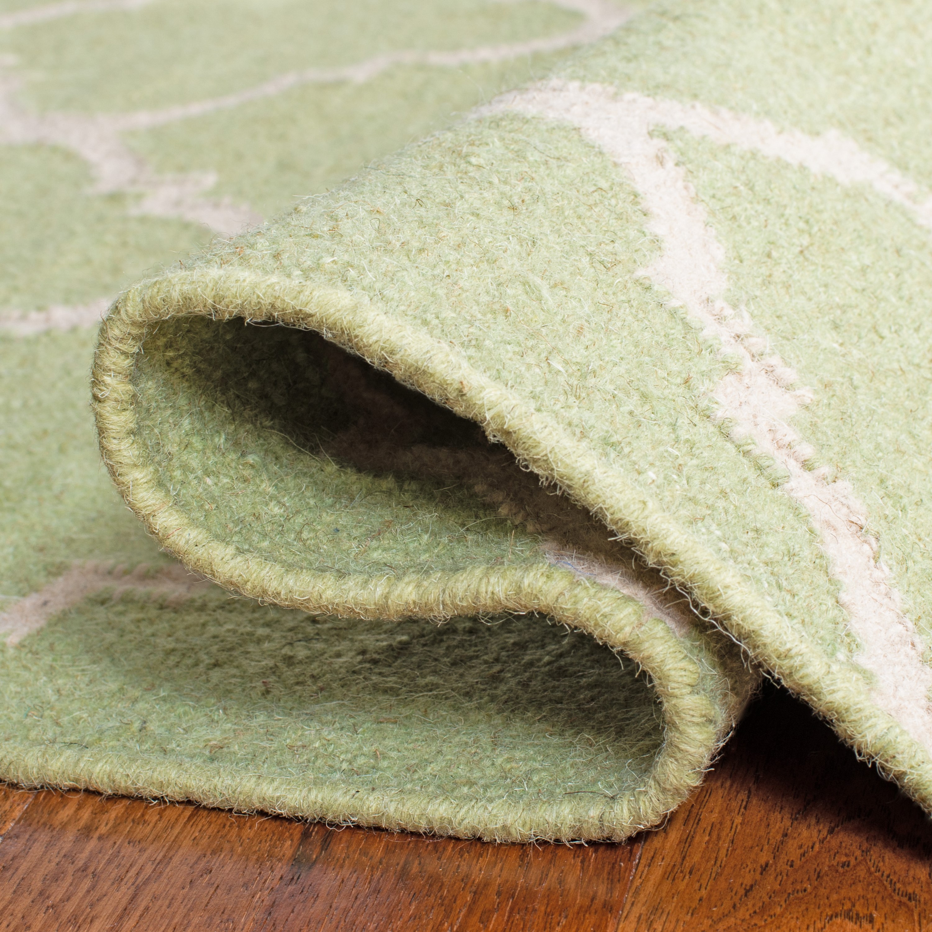 Buy GREEN Rugs, Carpets & Dhurries for Home & Kitchen by Hosta