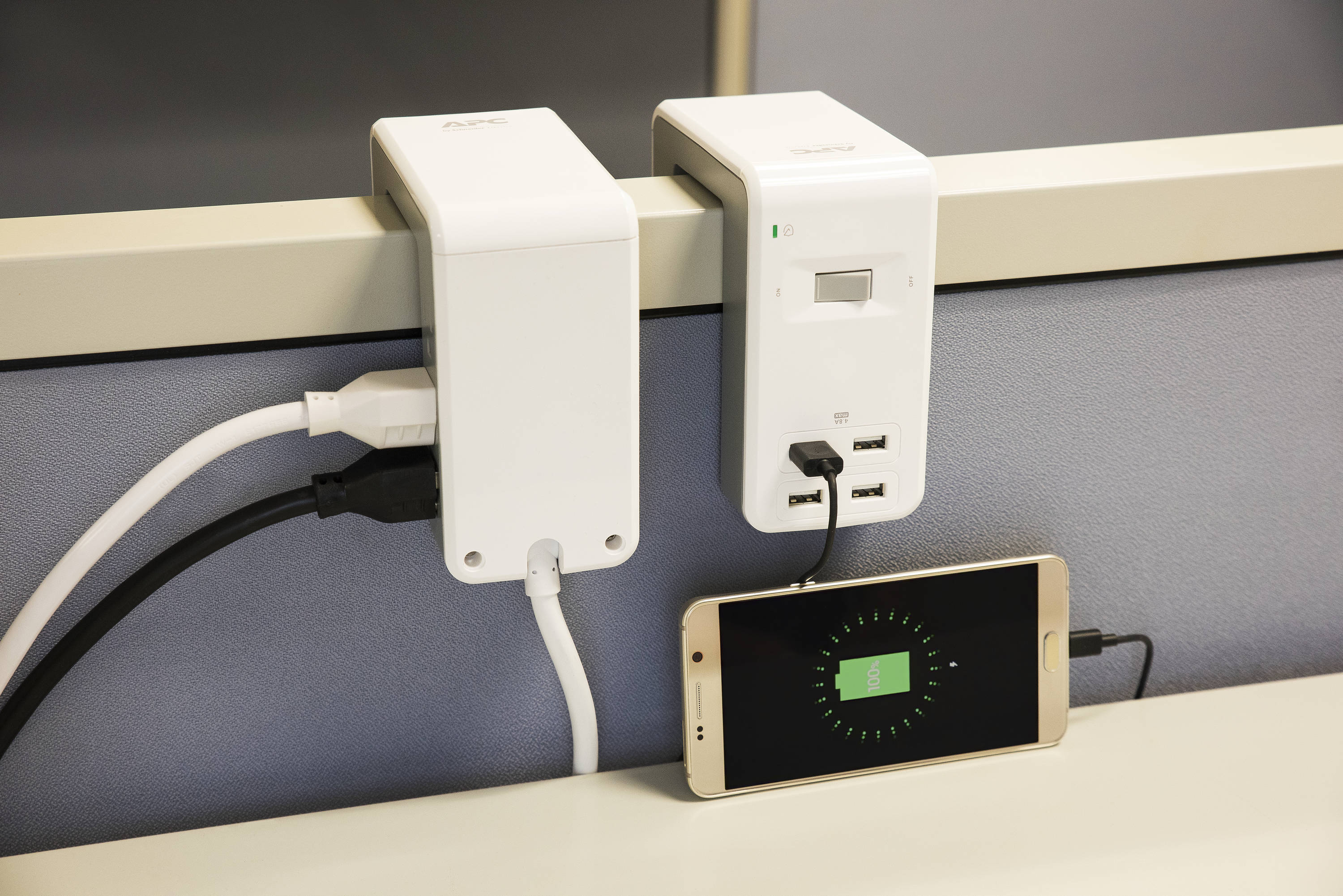 APC PE6U4W Surge-Protectors - View #7