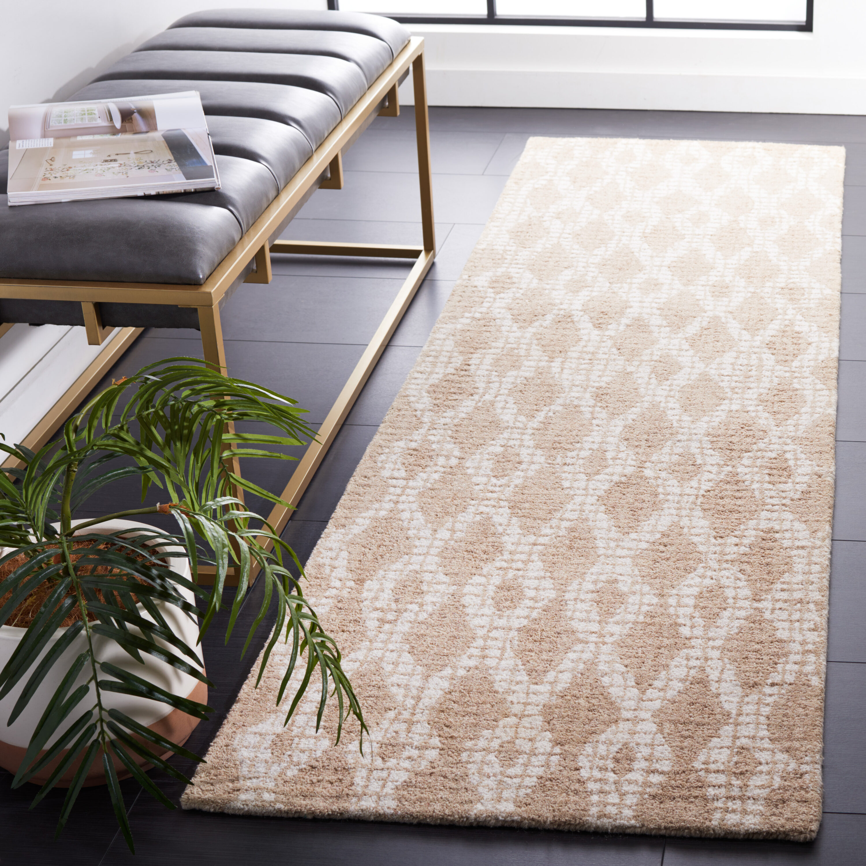  Abstract 206 Beige/Ivory Contemporary 2ft-3in x 8ft Runner Rug