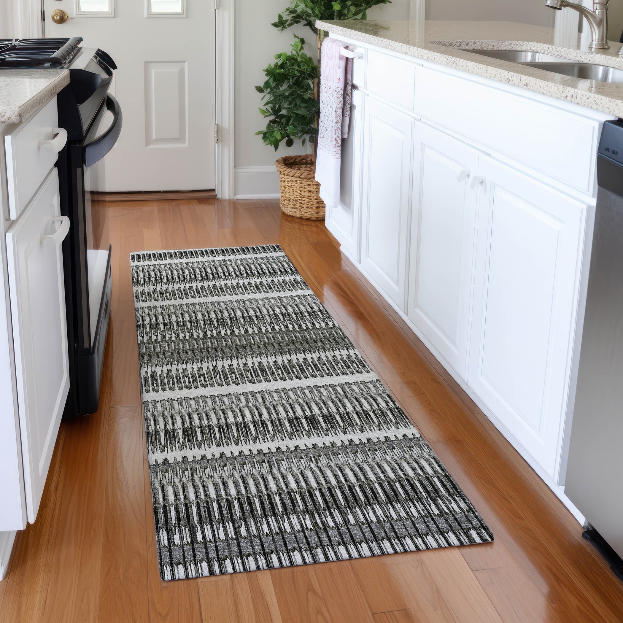 Addison Rugs ACN589GY2X8 Chantille ACN589GY 2 x 7 (ft) Polyester Gray Rectangular Indoor/Outdoor Geometric Moroccan Machine washable Runner rug