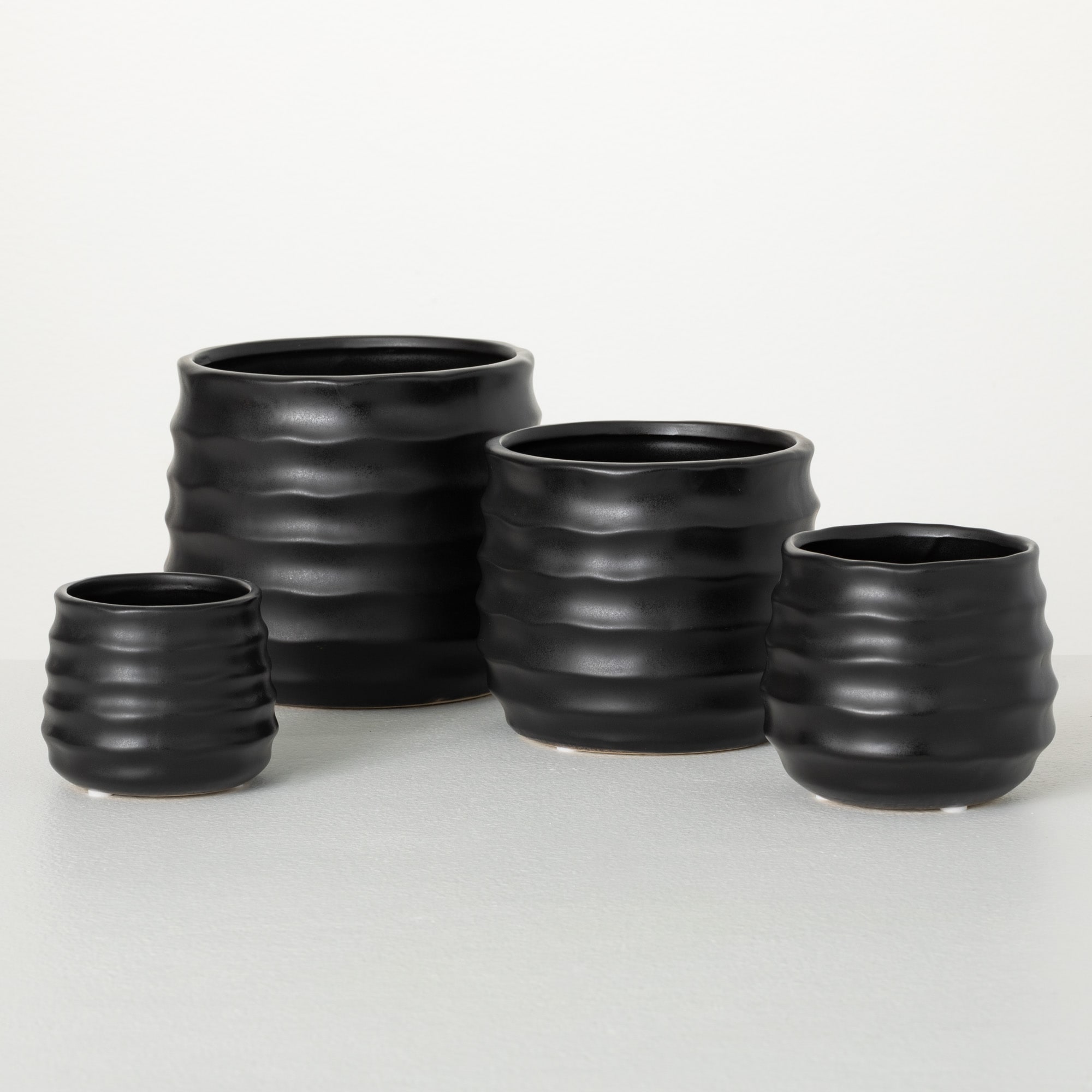 Sullivans CM3053 4 -Pack Round 6.0-in W x 6-in H x 6-in D Black Ceramic Indoor Planter