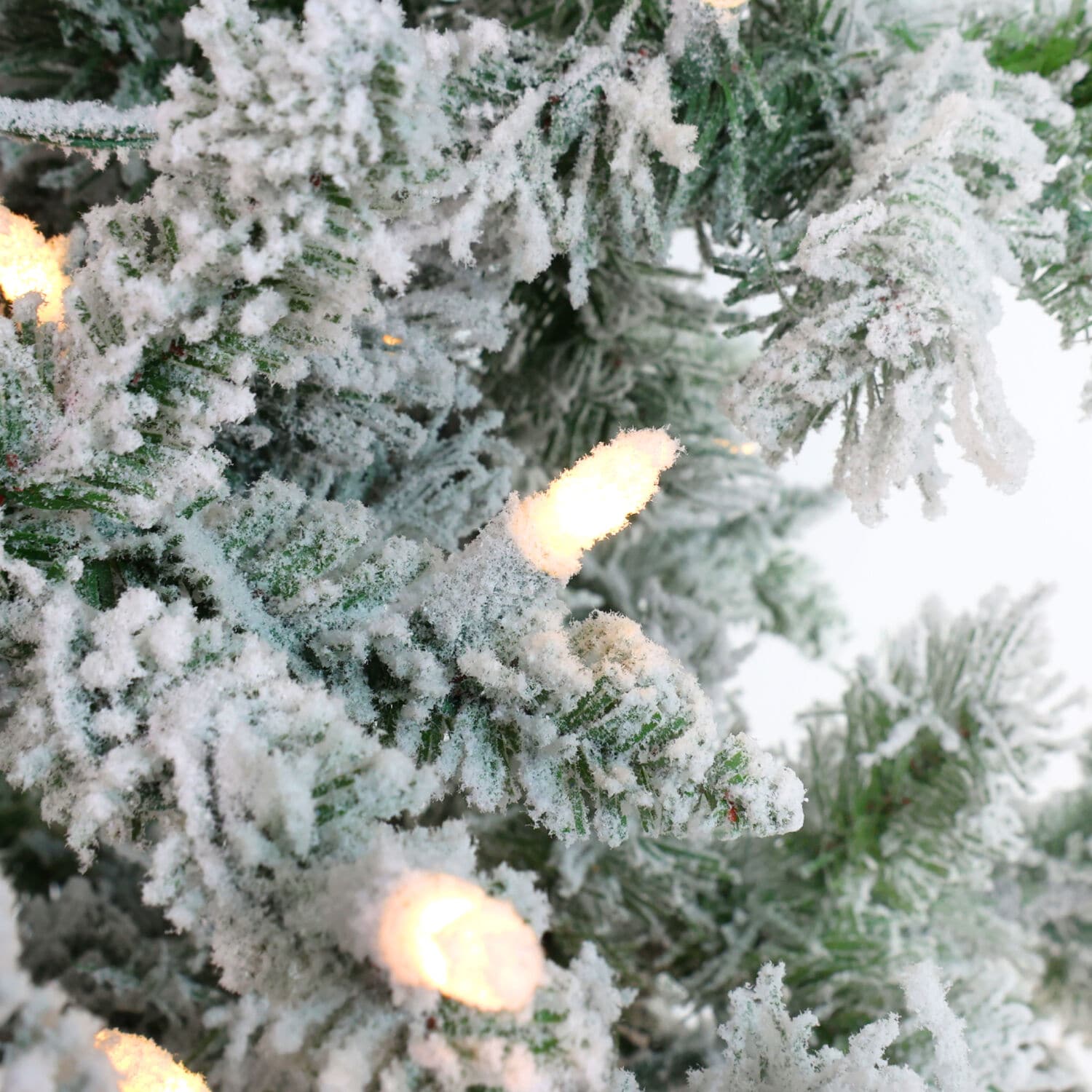 Fraser Hill Farm FFMP075-6SNEZ Artificial-Christmas-Trees - View #13