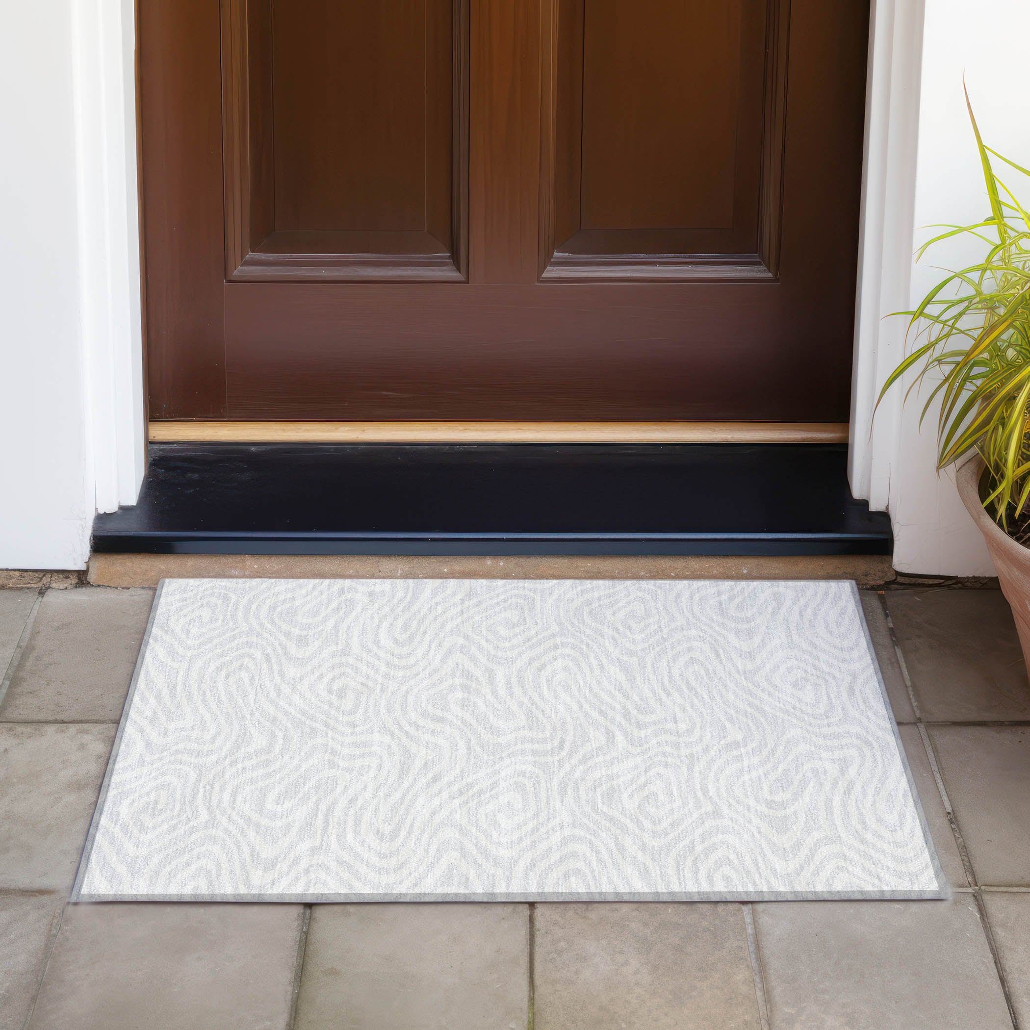 Silver Rectangular Washable Synthetic Area Rug, 1'8" x 2'6"