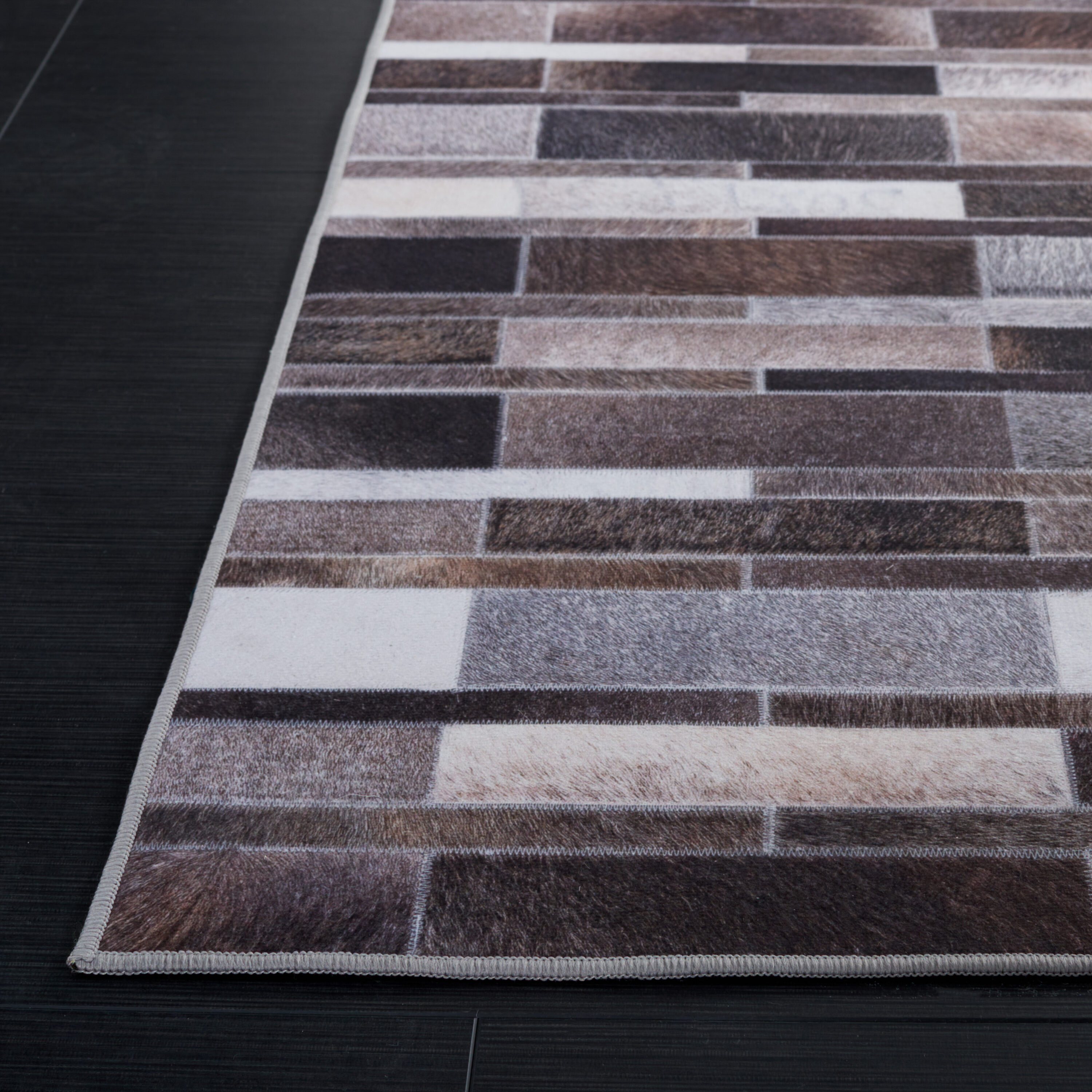 Ivory Faux Fur Rectangular Hand-knotted Rug, 3' x 5'