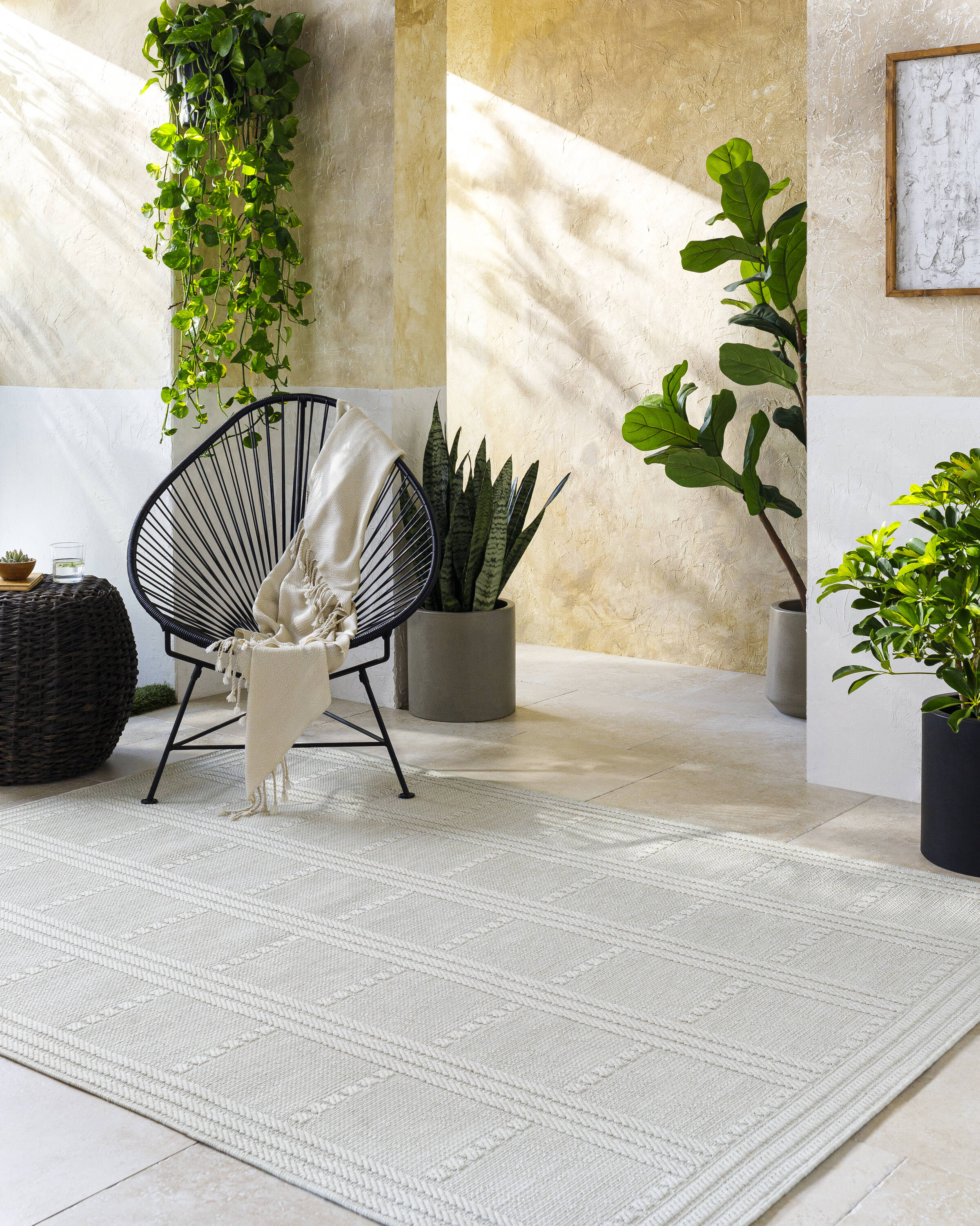 Livabliss SDR2301-679 Amelie 7 x 9 (ft) Polypropylene Light Silver Rectangular Indoor/Outdoor Geometric Bohemian/Eclectic Area rug